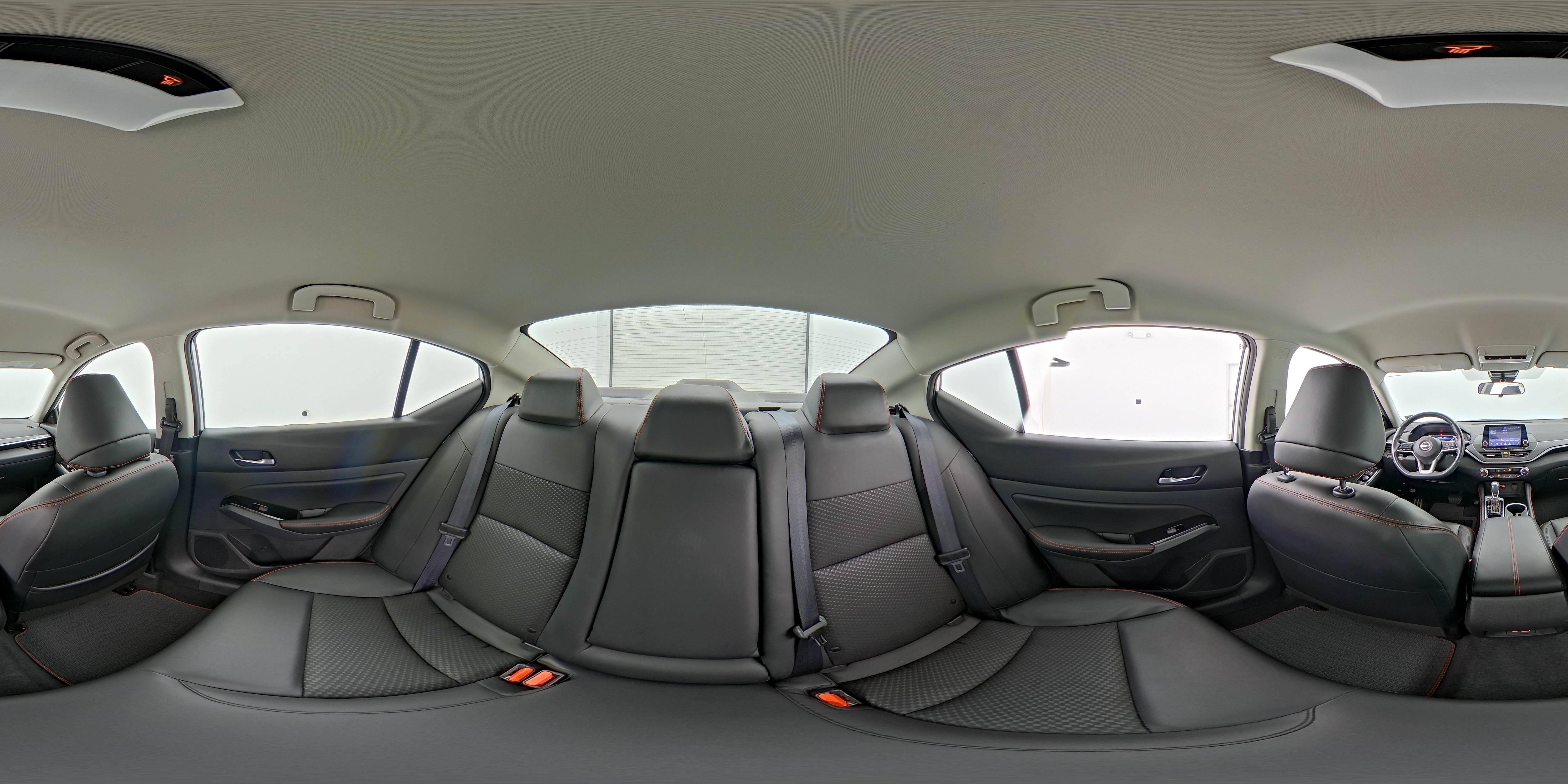 2023 Nissan Altima SR - Photo 25