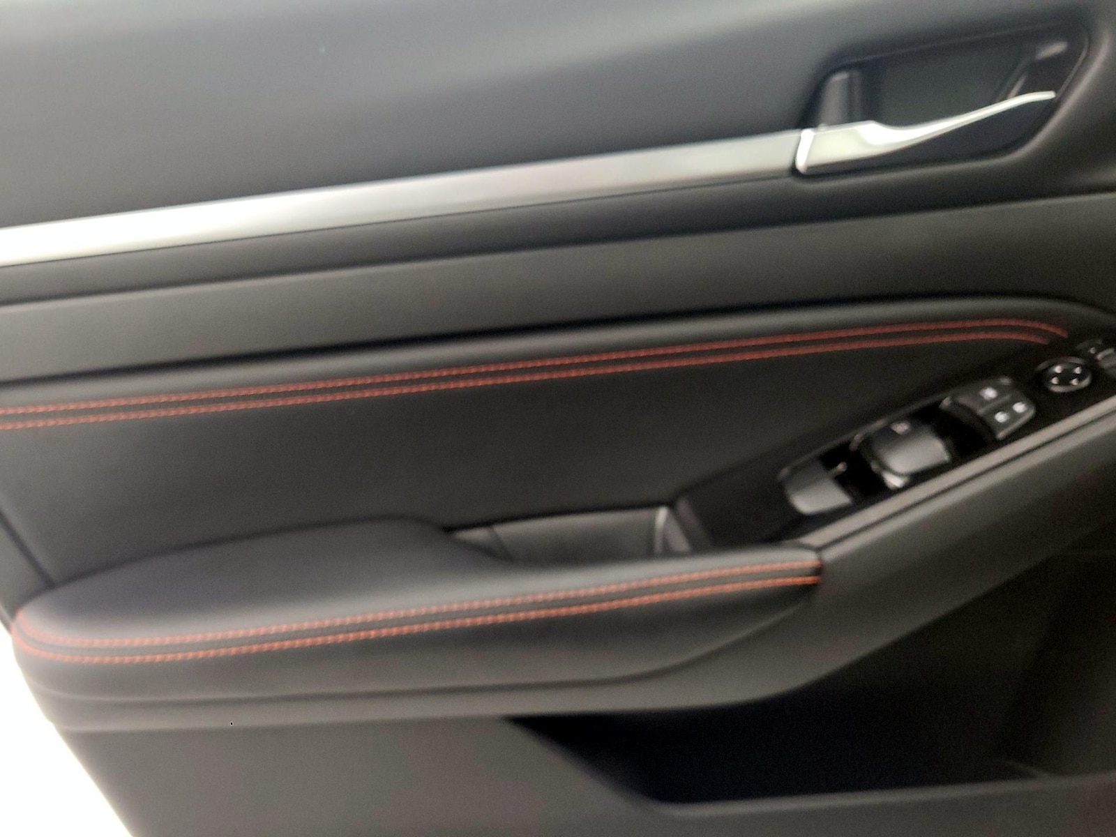 2023 Nissan Altima SR - Photo 13