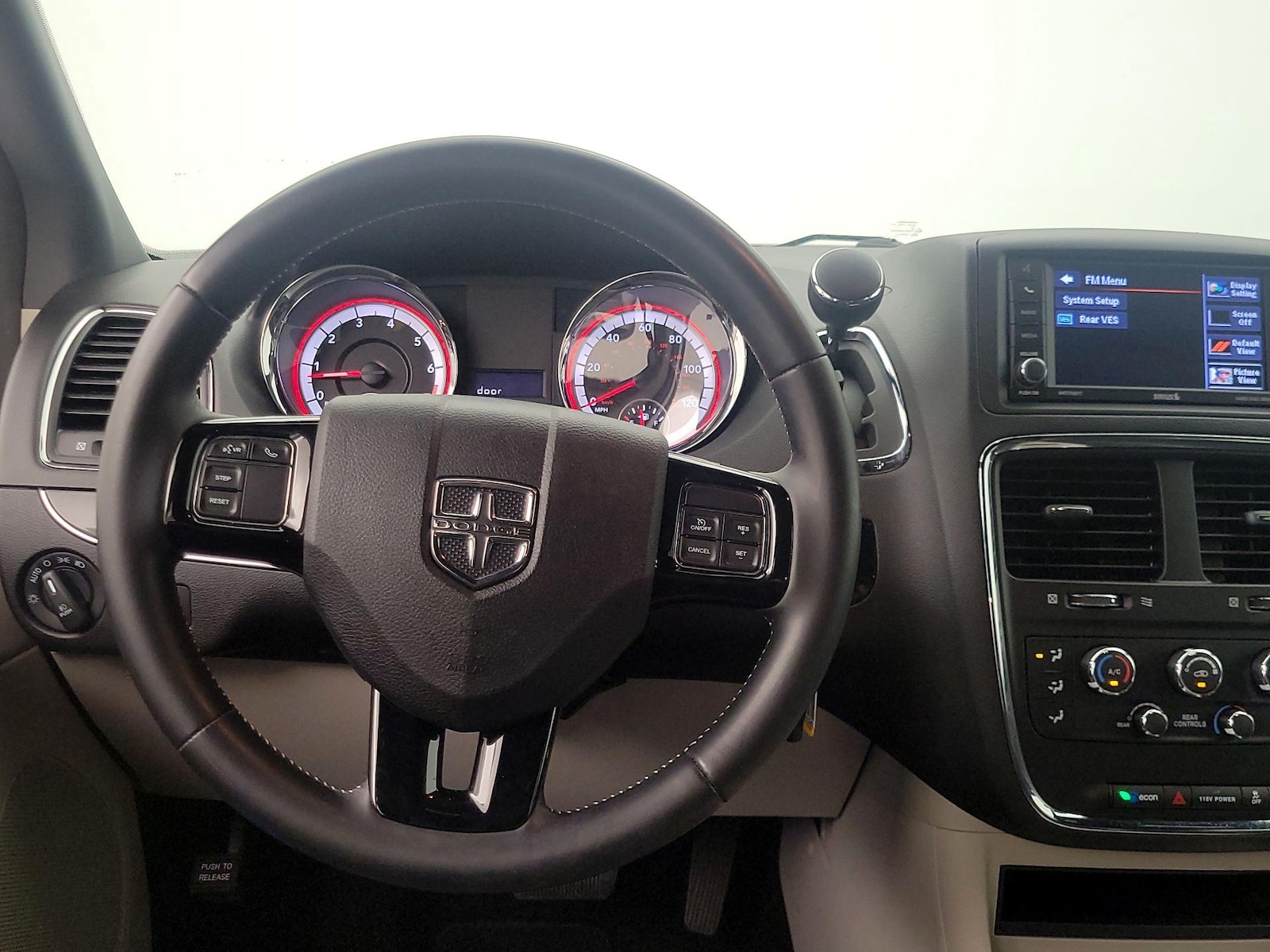 2019 Dodge Grand Caravan SXT - Photo 11