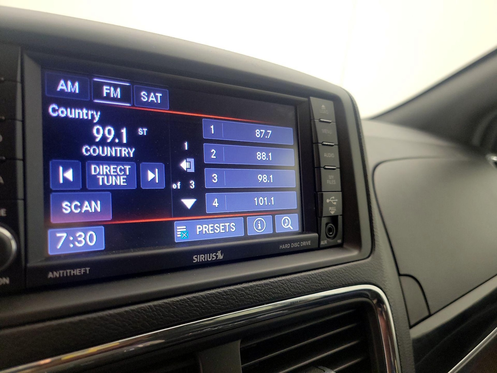 2019 Dodge Grand Caravan SXT - Photo 16