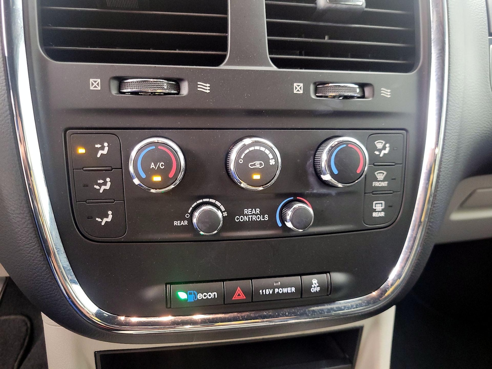 2019 Dodge Grand Caravan SXT - Photo 17