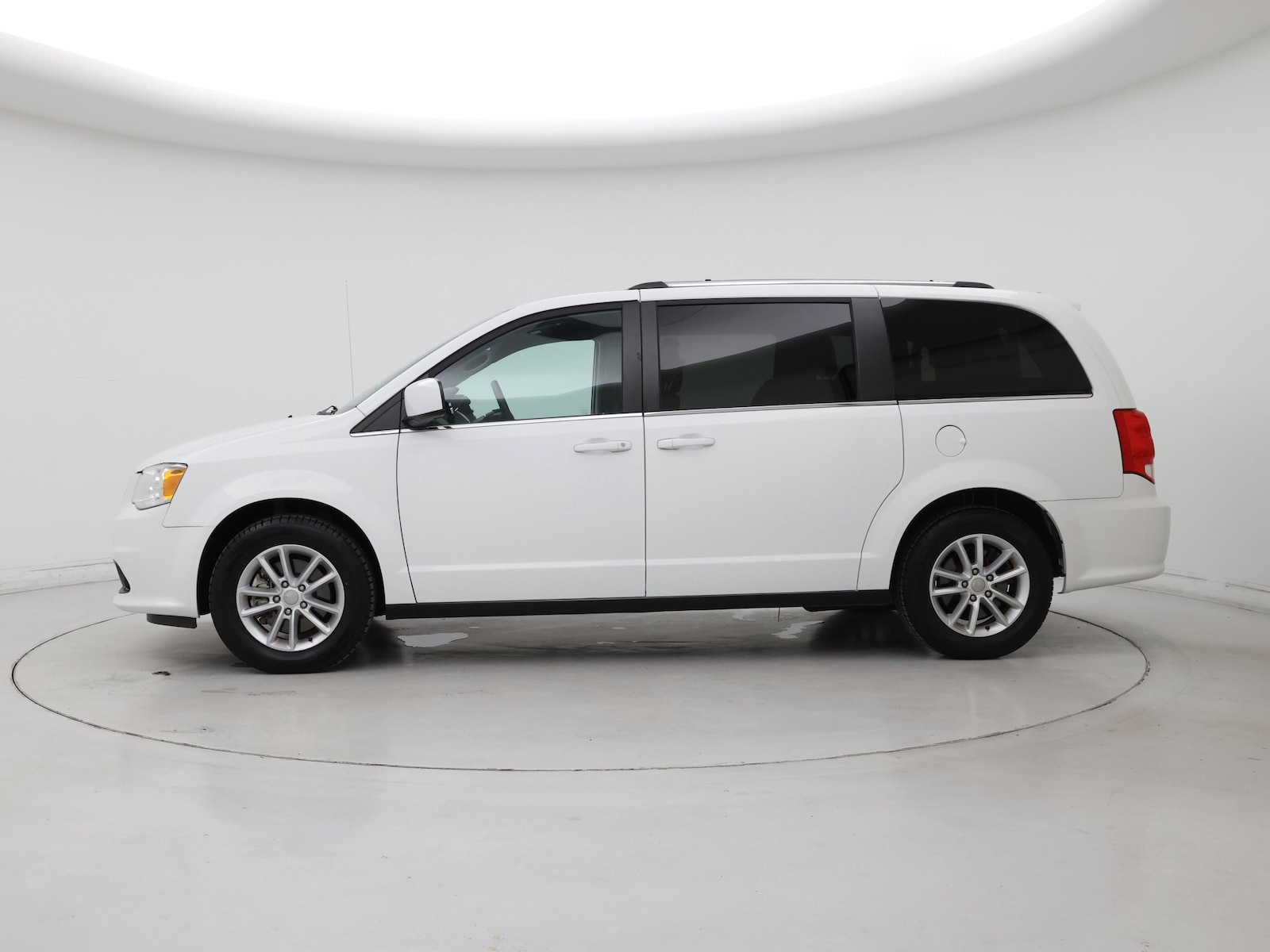 2019 Dodge Grand Caravan SXT - Photo 4