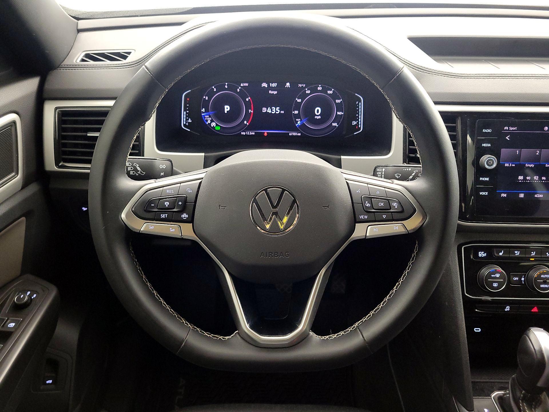 Thumbnail: 2022 Volkswagen Atlas - 10