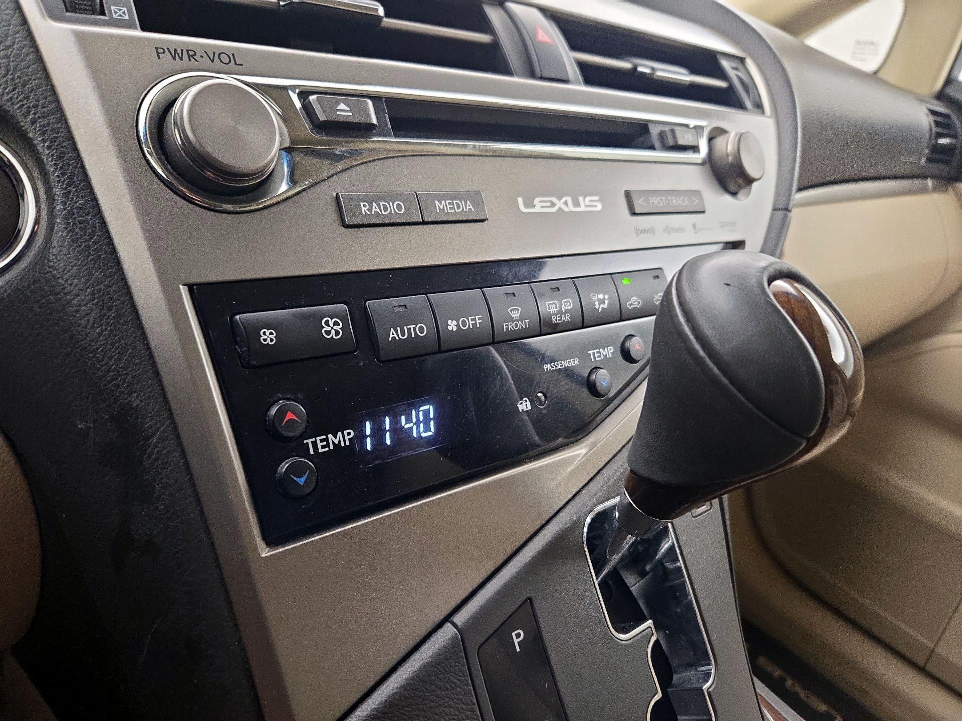 Thumbnail: 2015 Lexus RX - 17