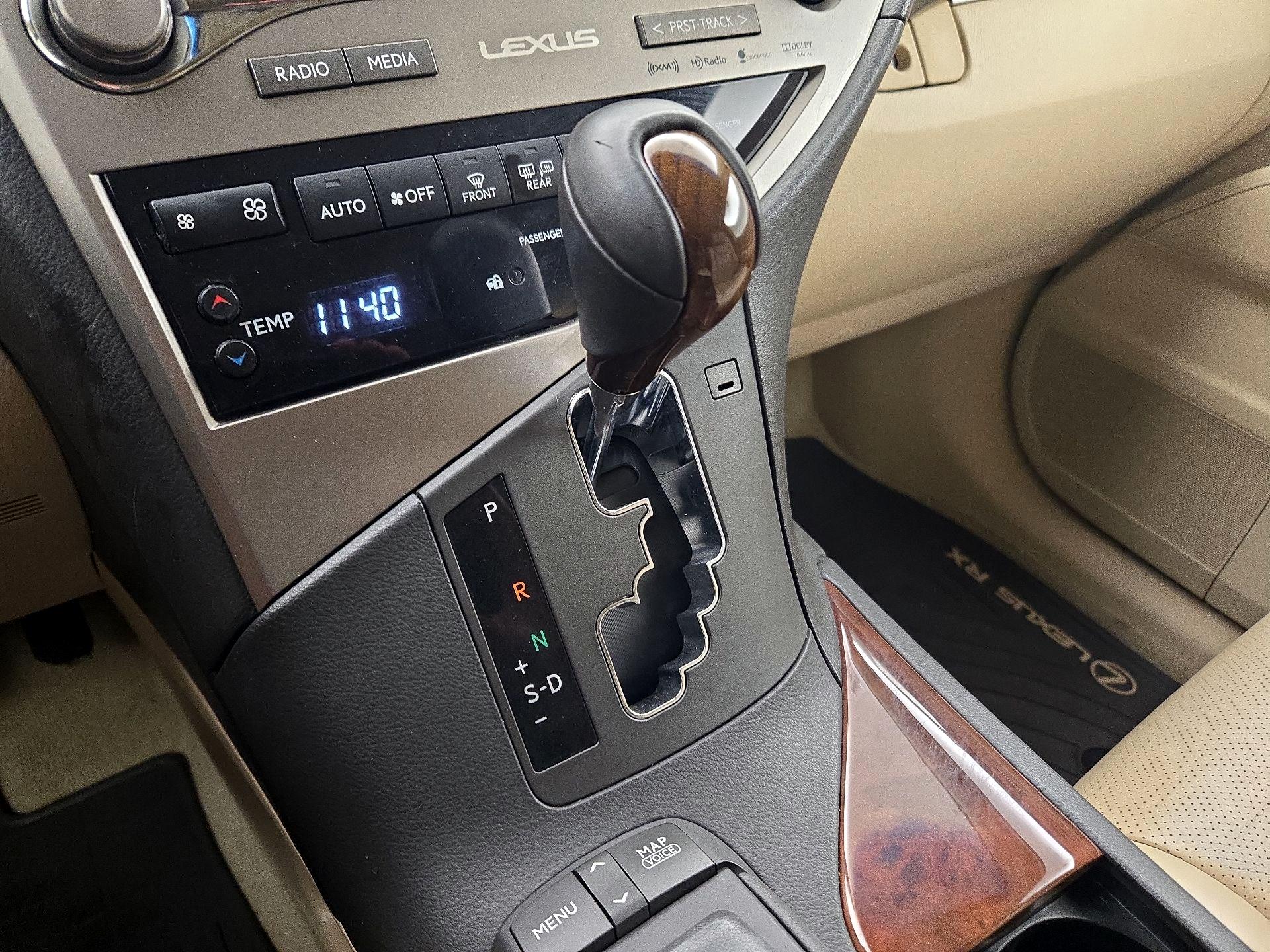 Thumbnail: 2015 Lexus RX - 18
