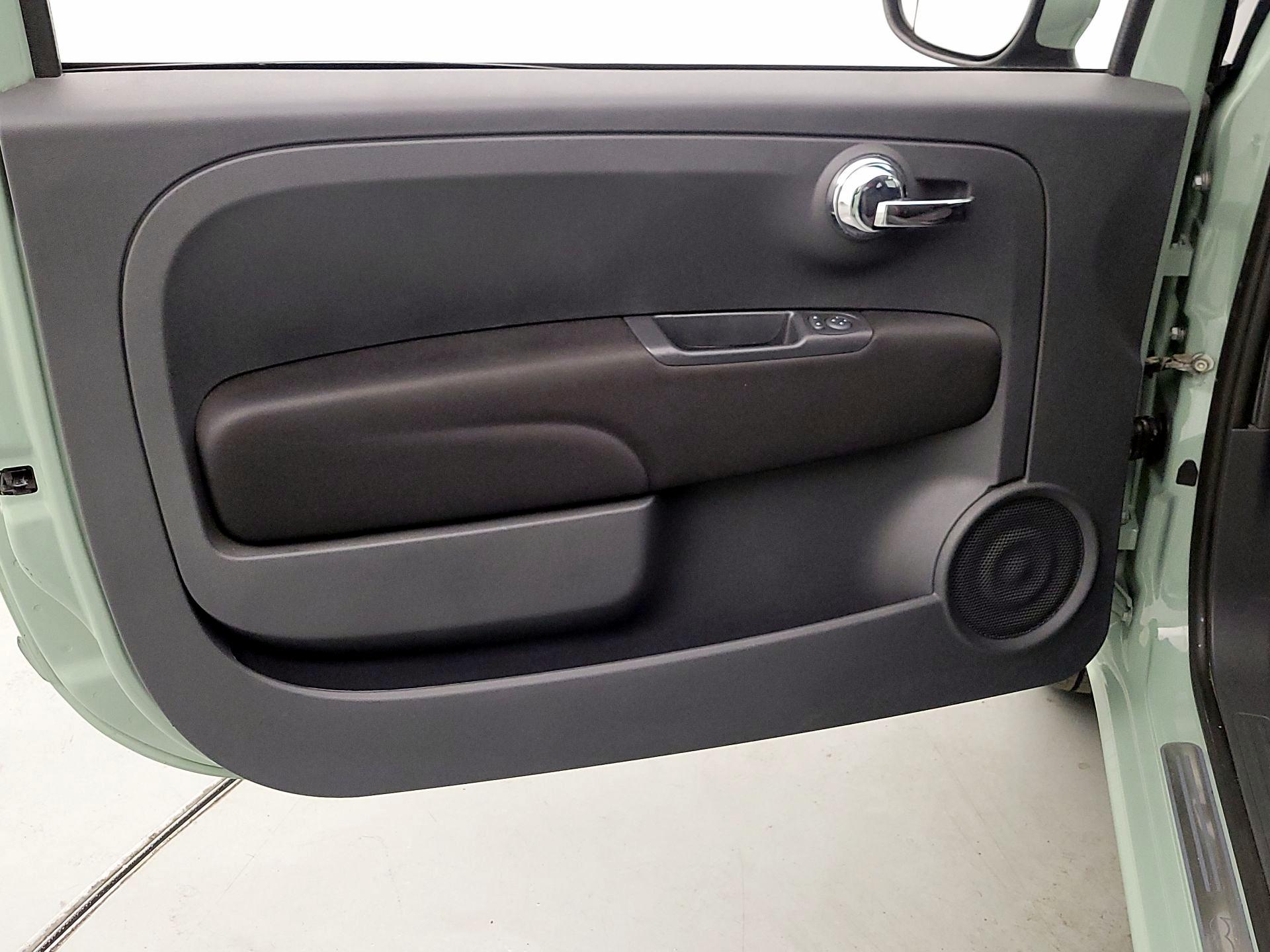 Thumbnail: 2016 Fiat 500 - 12