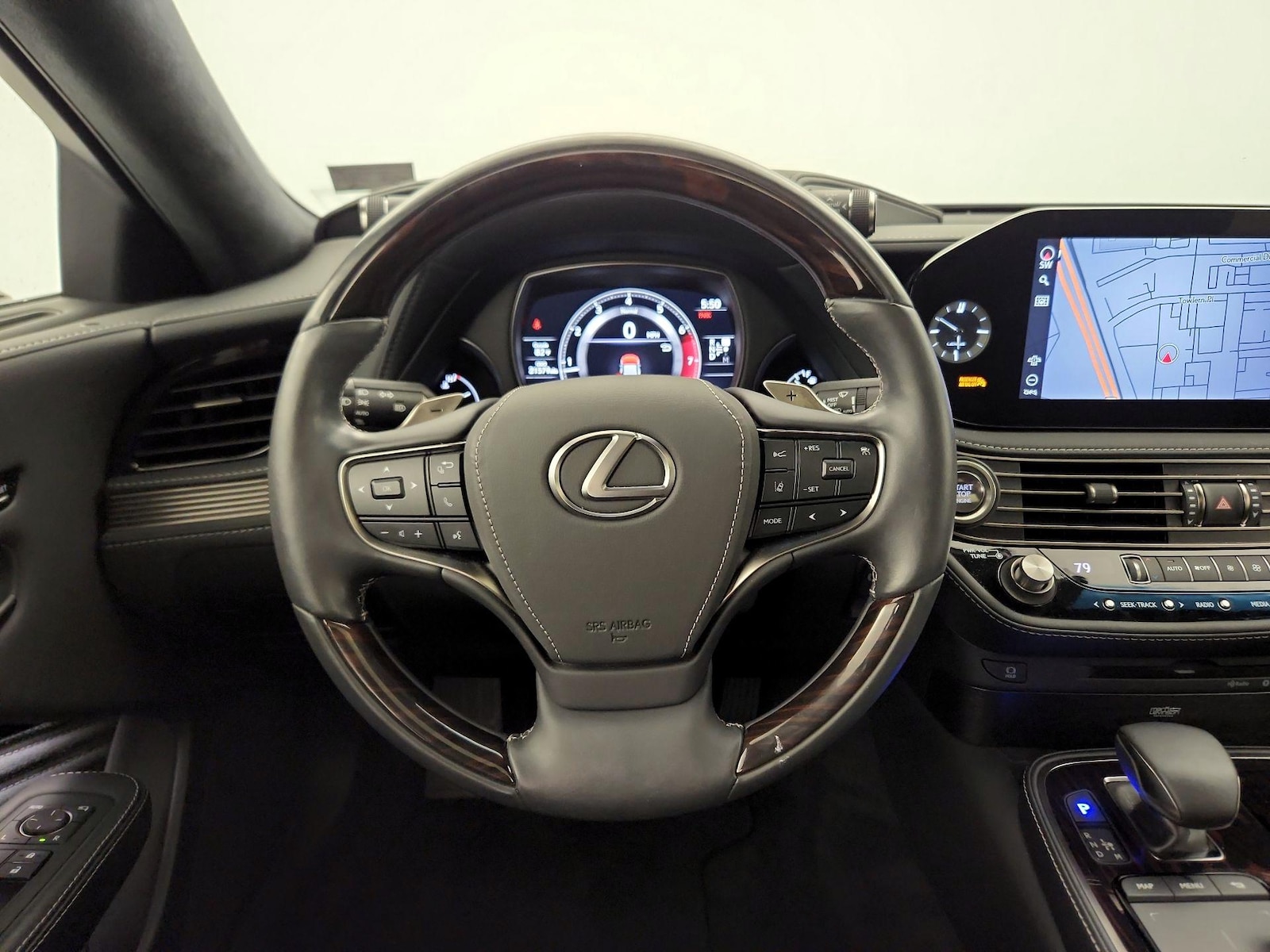 2022 Lexus LS Base - Photo 11
