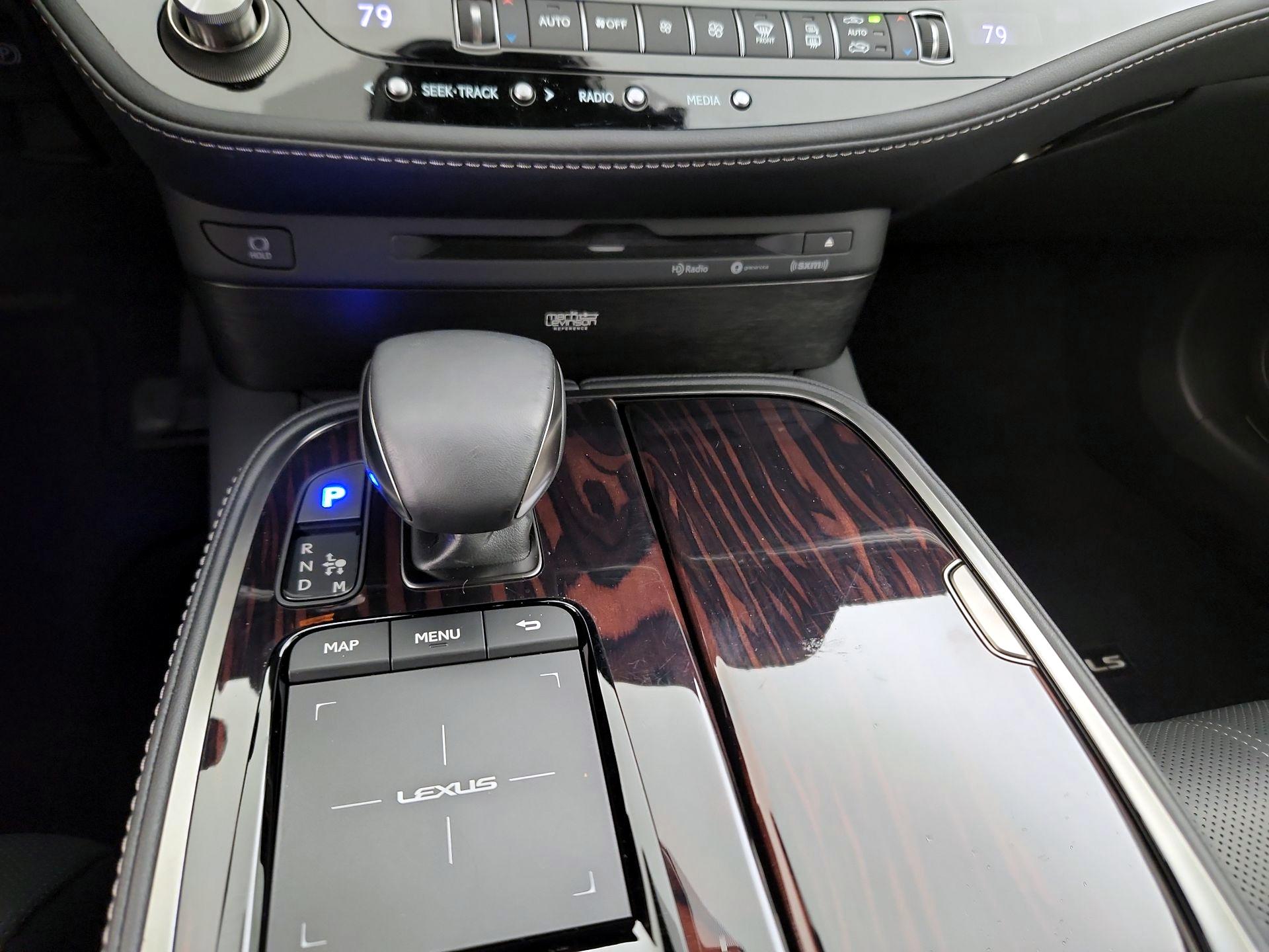 Thumbnail: 2022 Lexus LS - 17