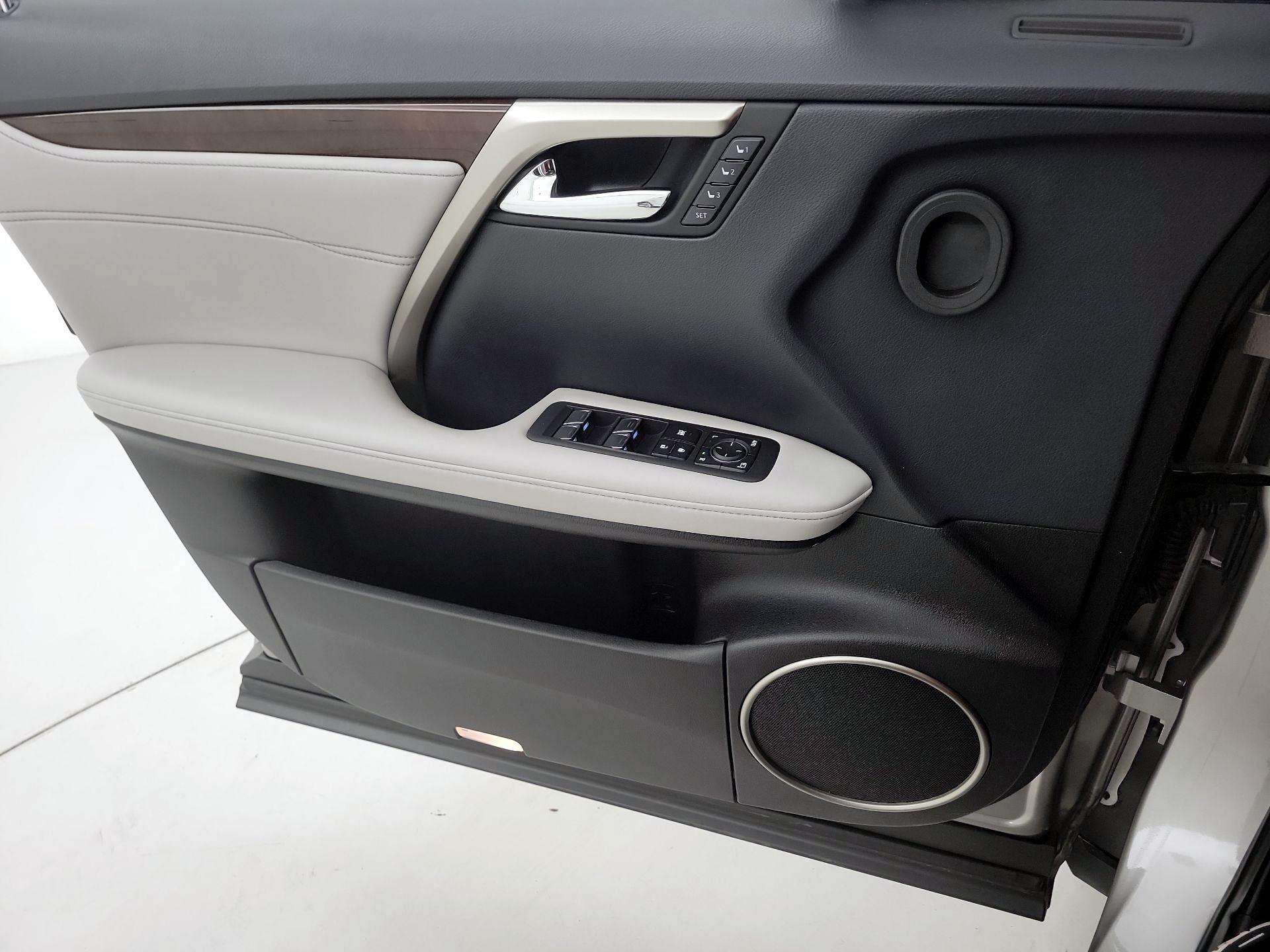 Thumbnail: 2019 Lexus RX - 12