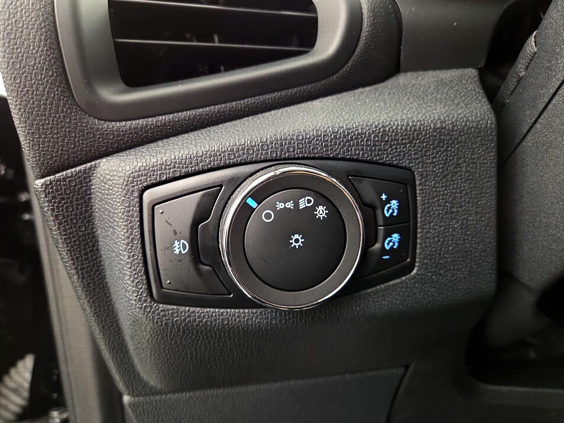 Thumbnail: 2021 Ford EcoSport - 13