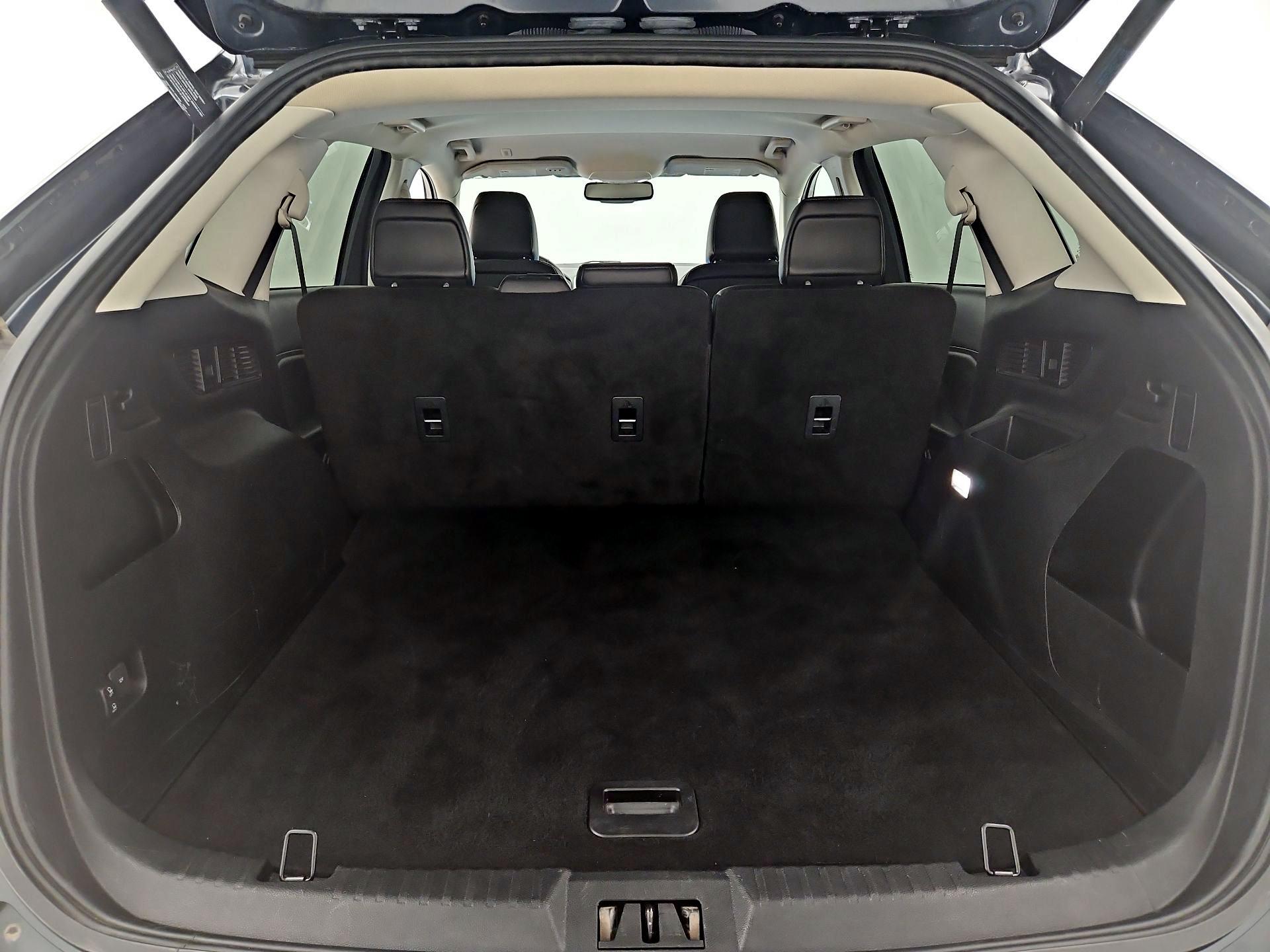 Thumbnail: 2022 Ford Edge - 20