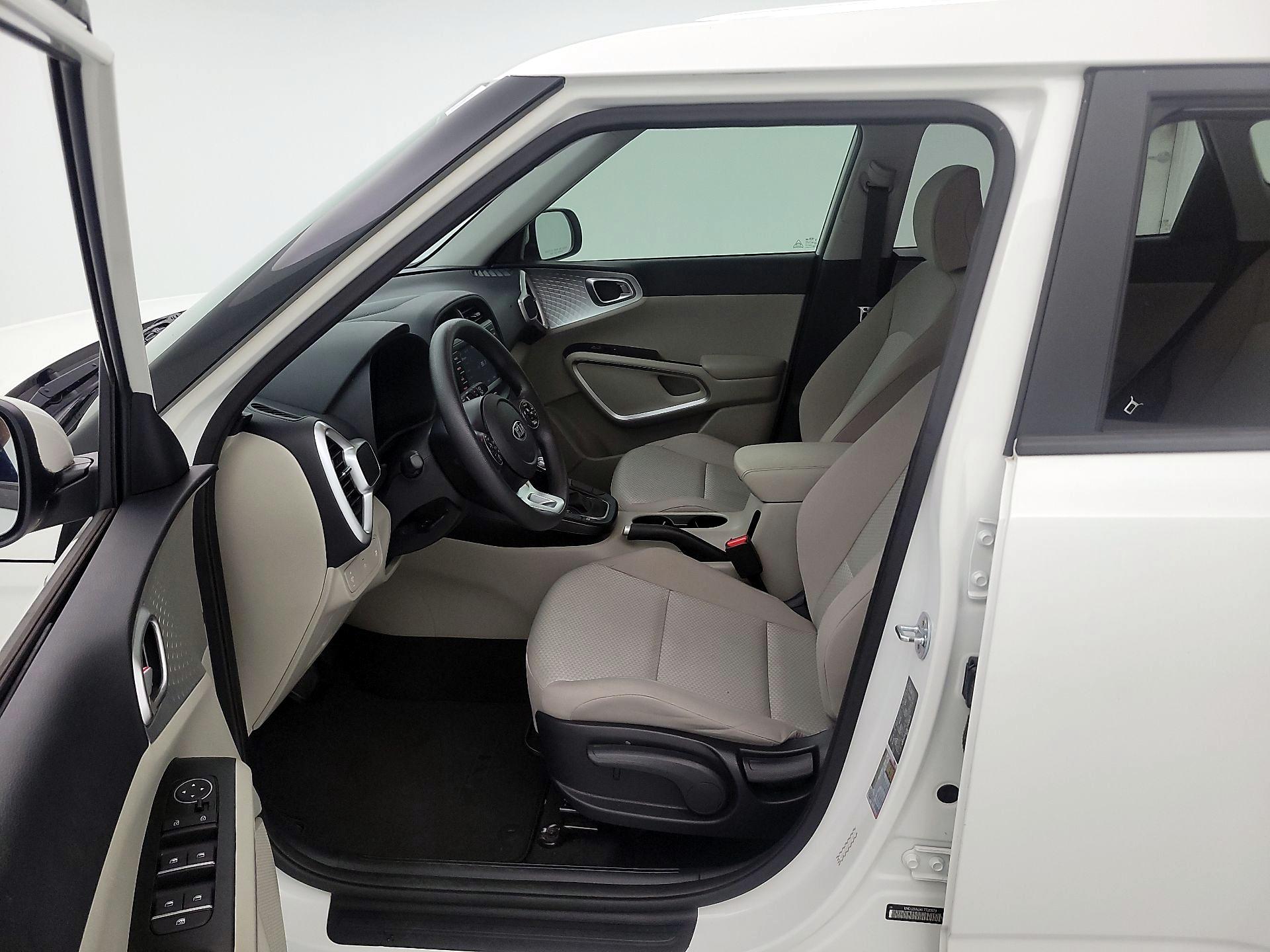 Thumbnail: 2020 Kia Soul - 11