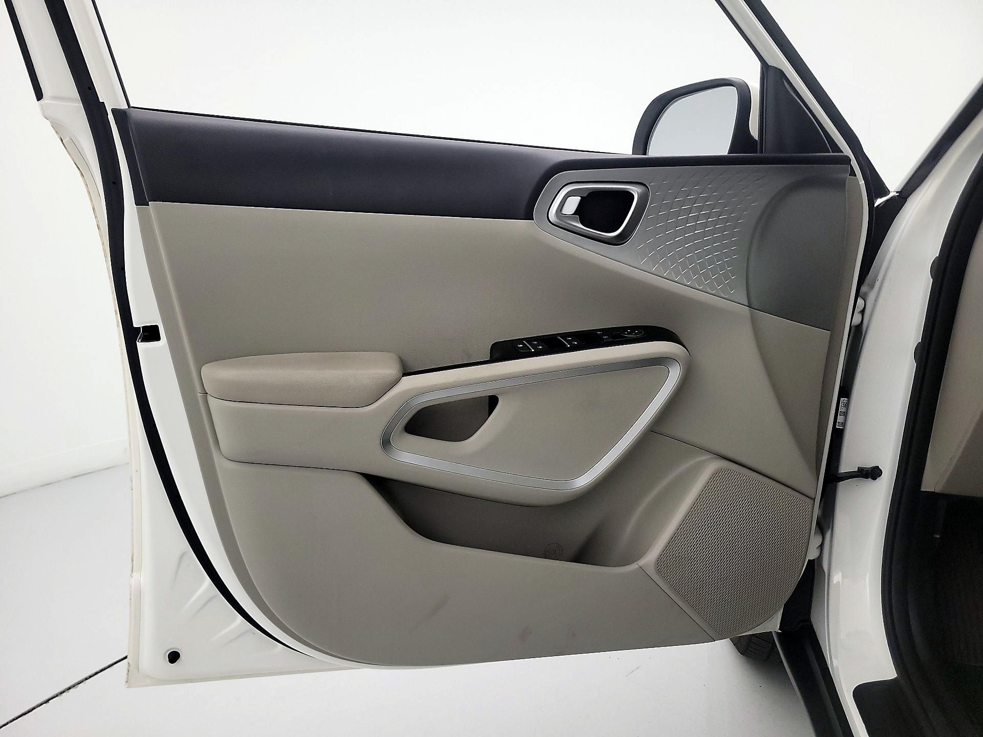 Thumbnail: 2020 Kia Soul - 12
