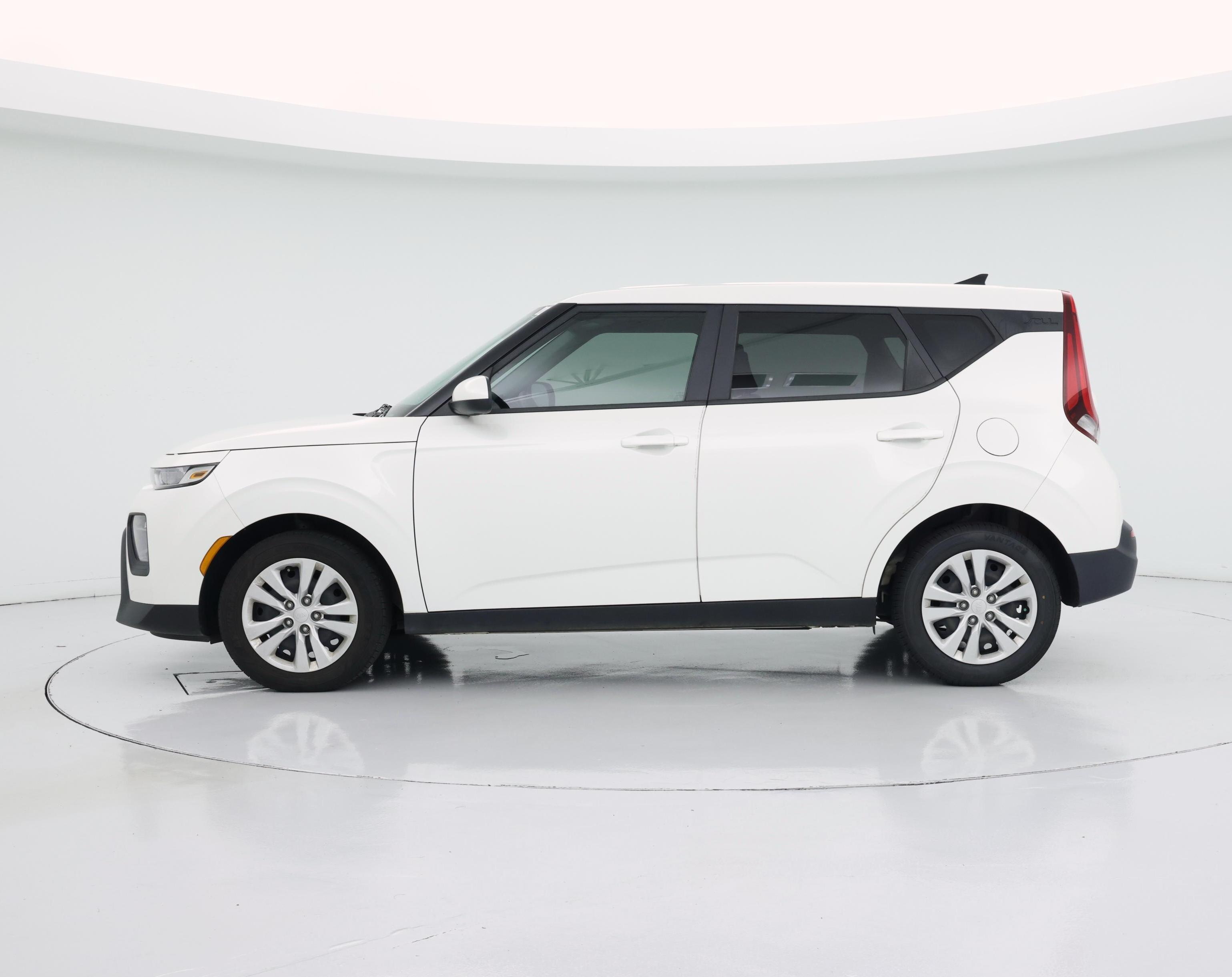 Thumbnail: 2020 Kia Soul - 3