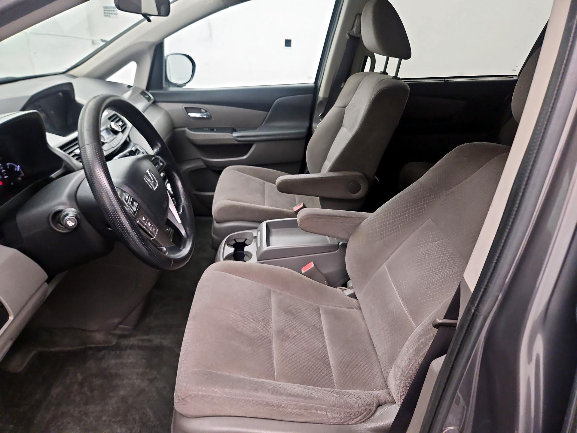 Thumbnail: 2016 Honda Odyssey - 11