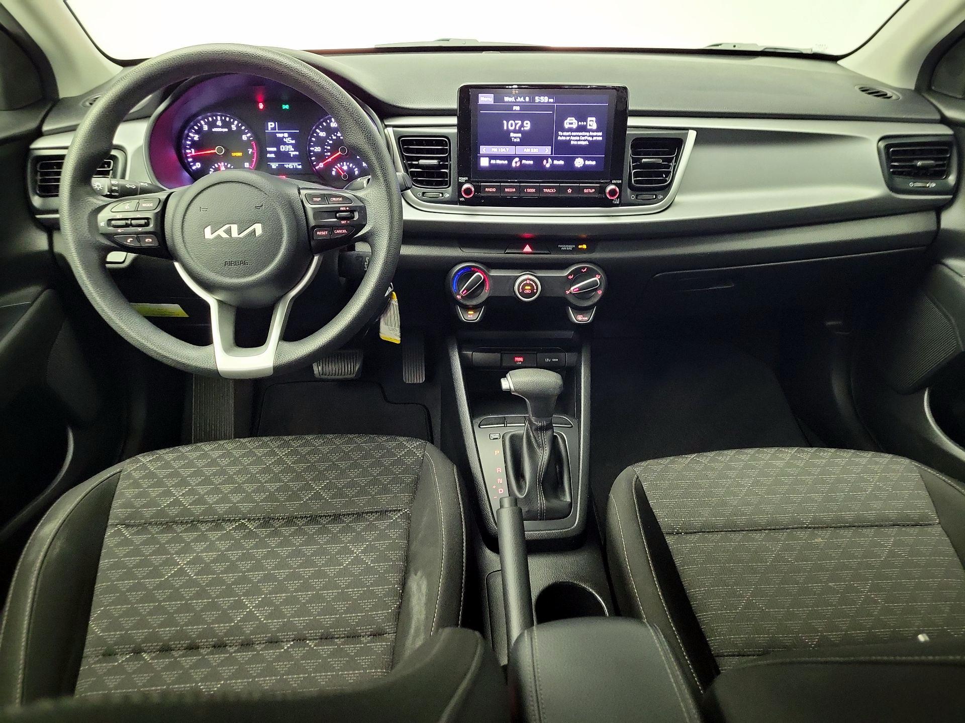 Thumbnail: 2022 Kia Rio - 9