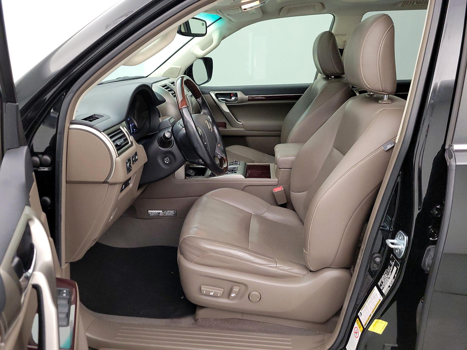 Thumbnail: 2018 Lexus GX - 11