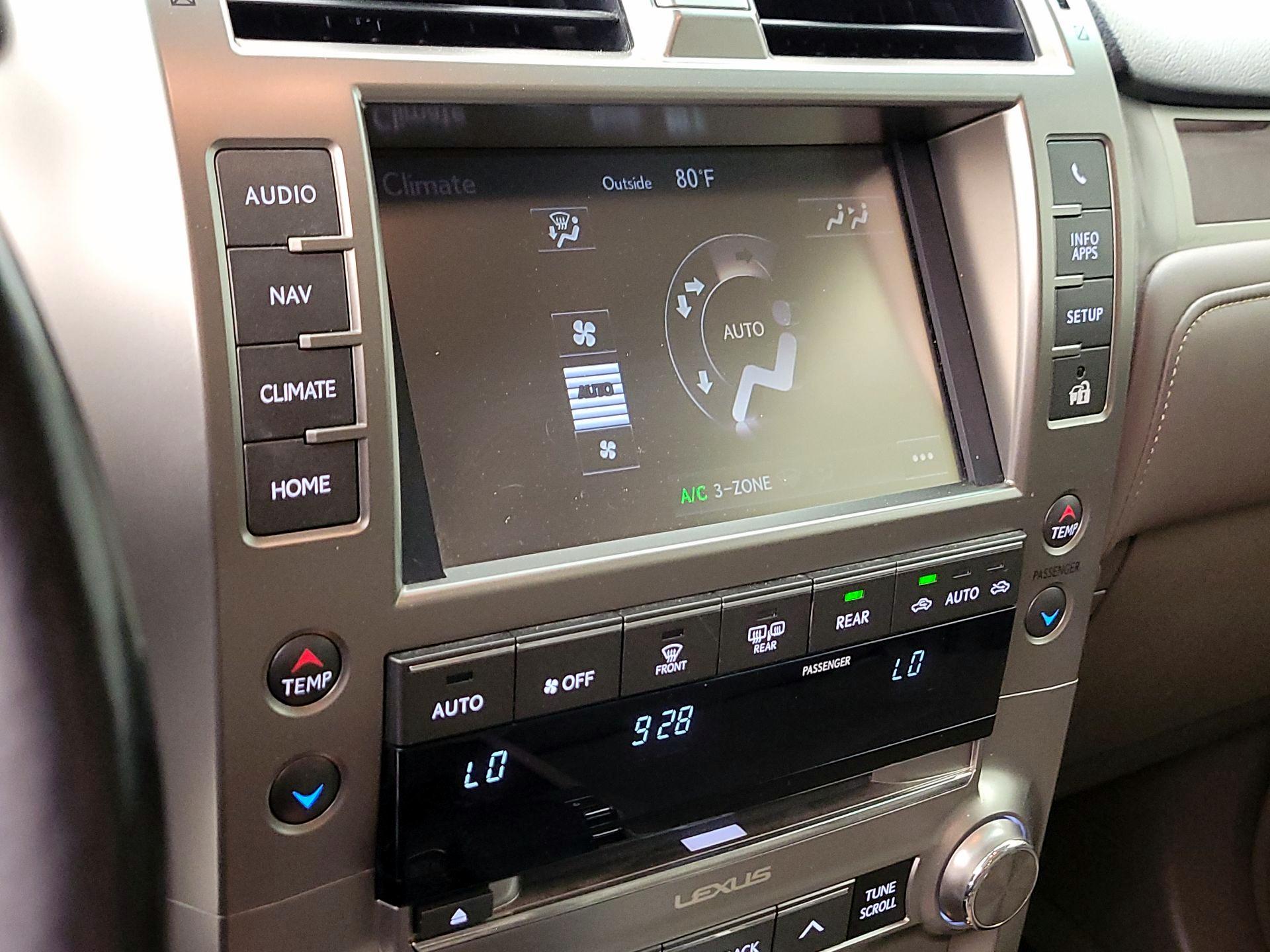Thumbnail: 2018 Lexus GX - 17