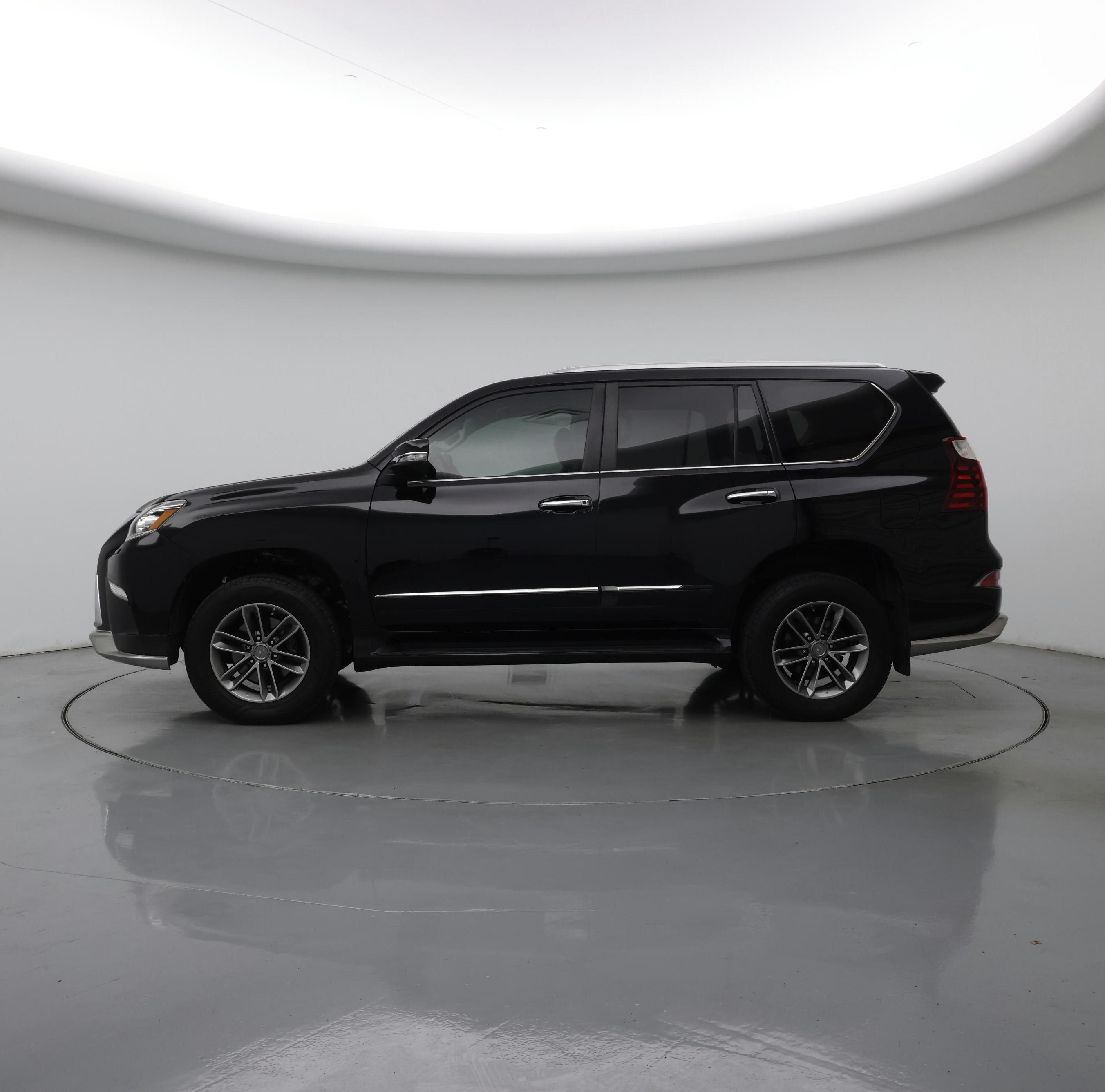 Thumbnail: 2018 Lexus GX - 3