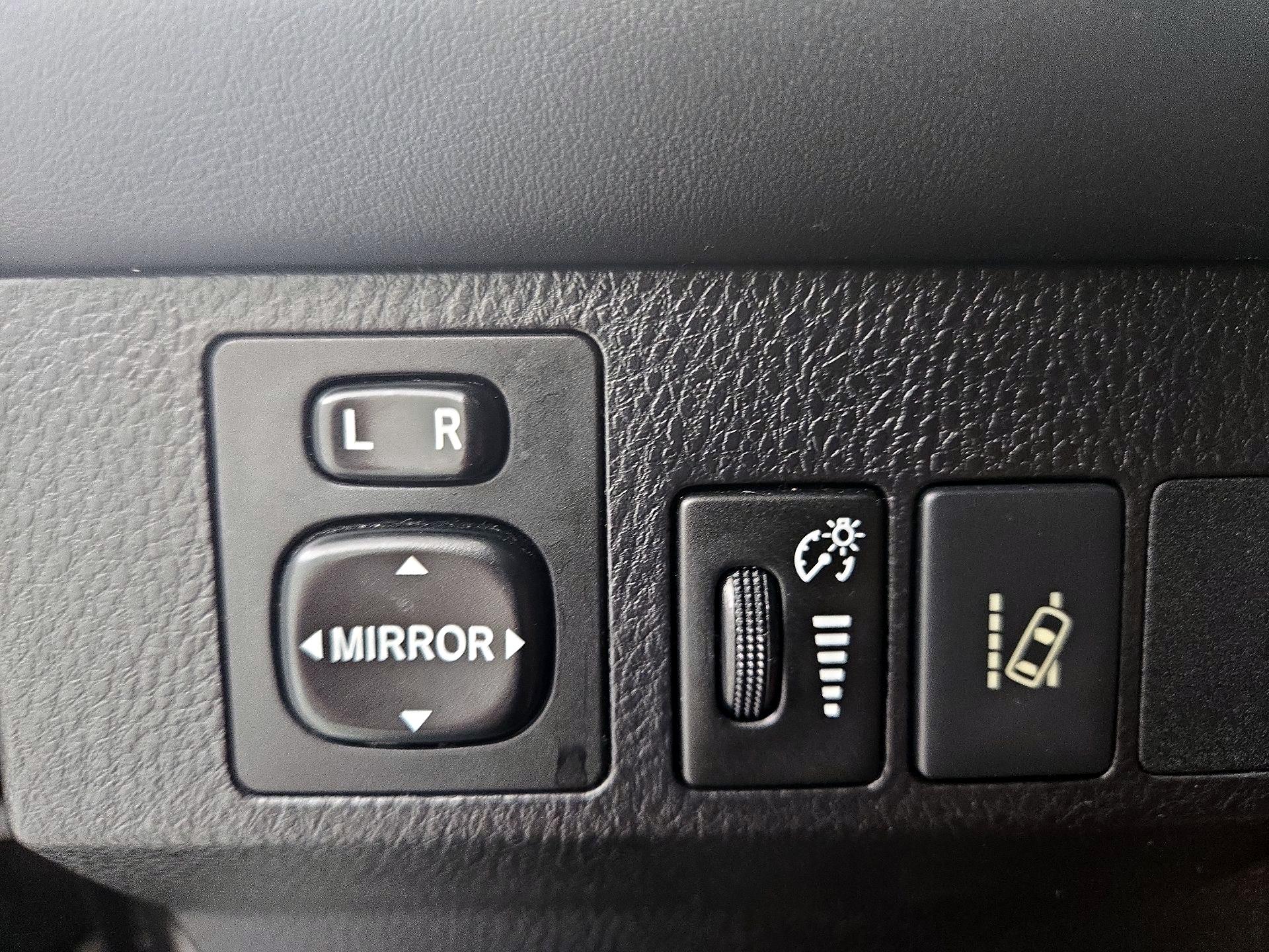 Thumbnail: 2017 Toyota RAV4 - 13