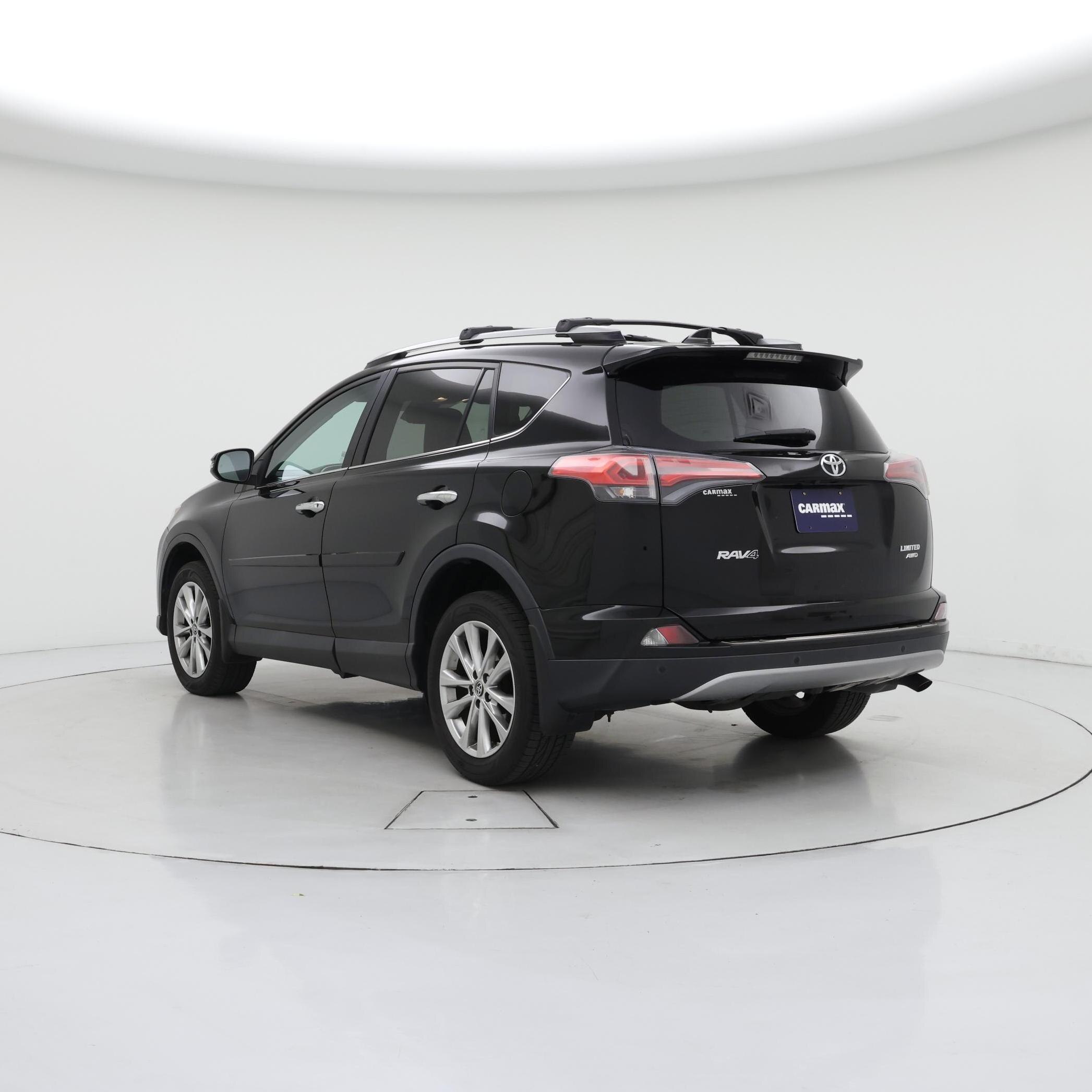 Thumbnail: 2017 Toyota RAV4 - 2