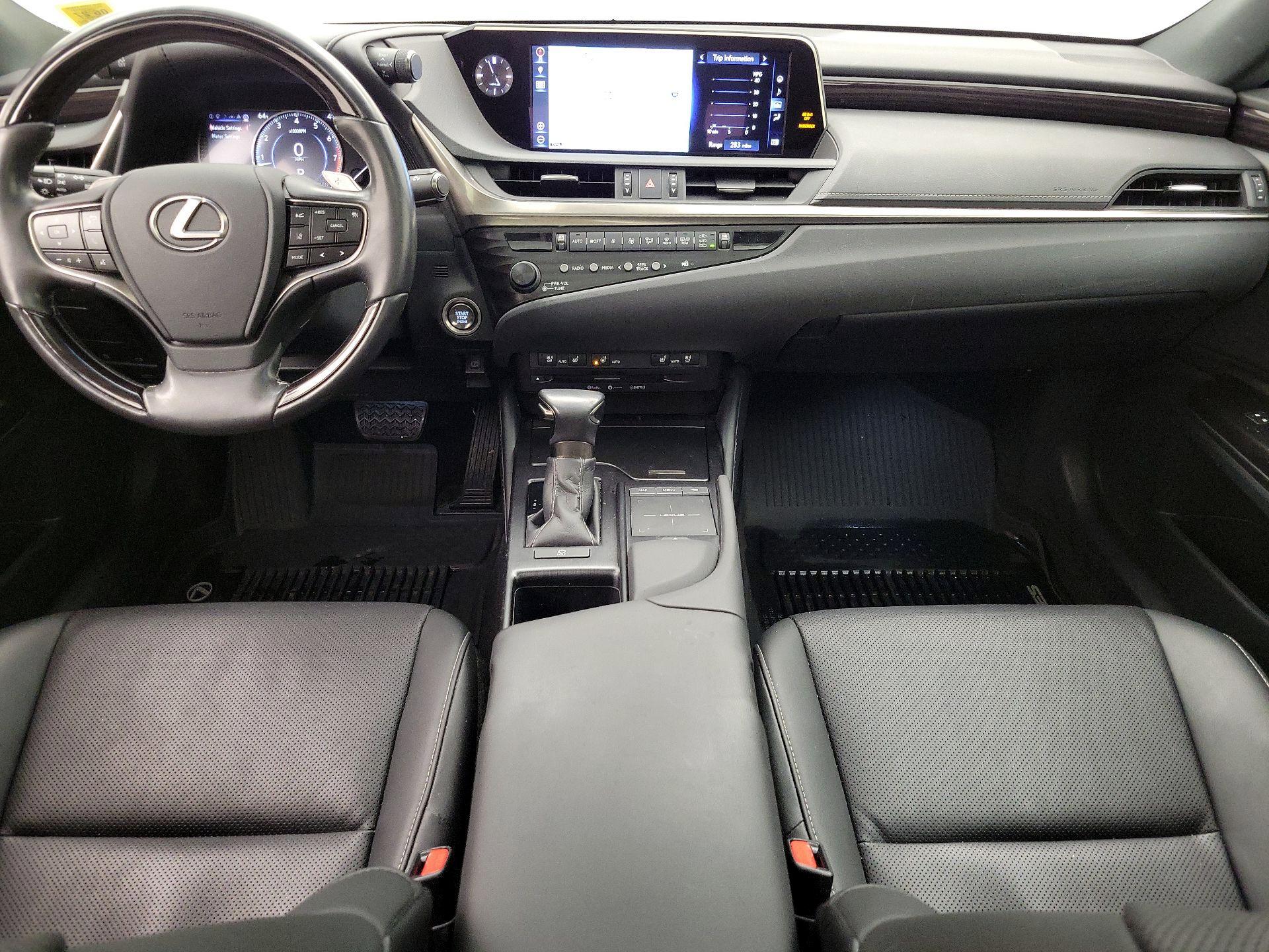 Thumbnail: 2019 Lexus ES - 9