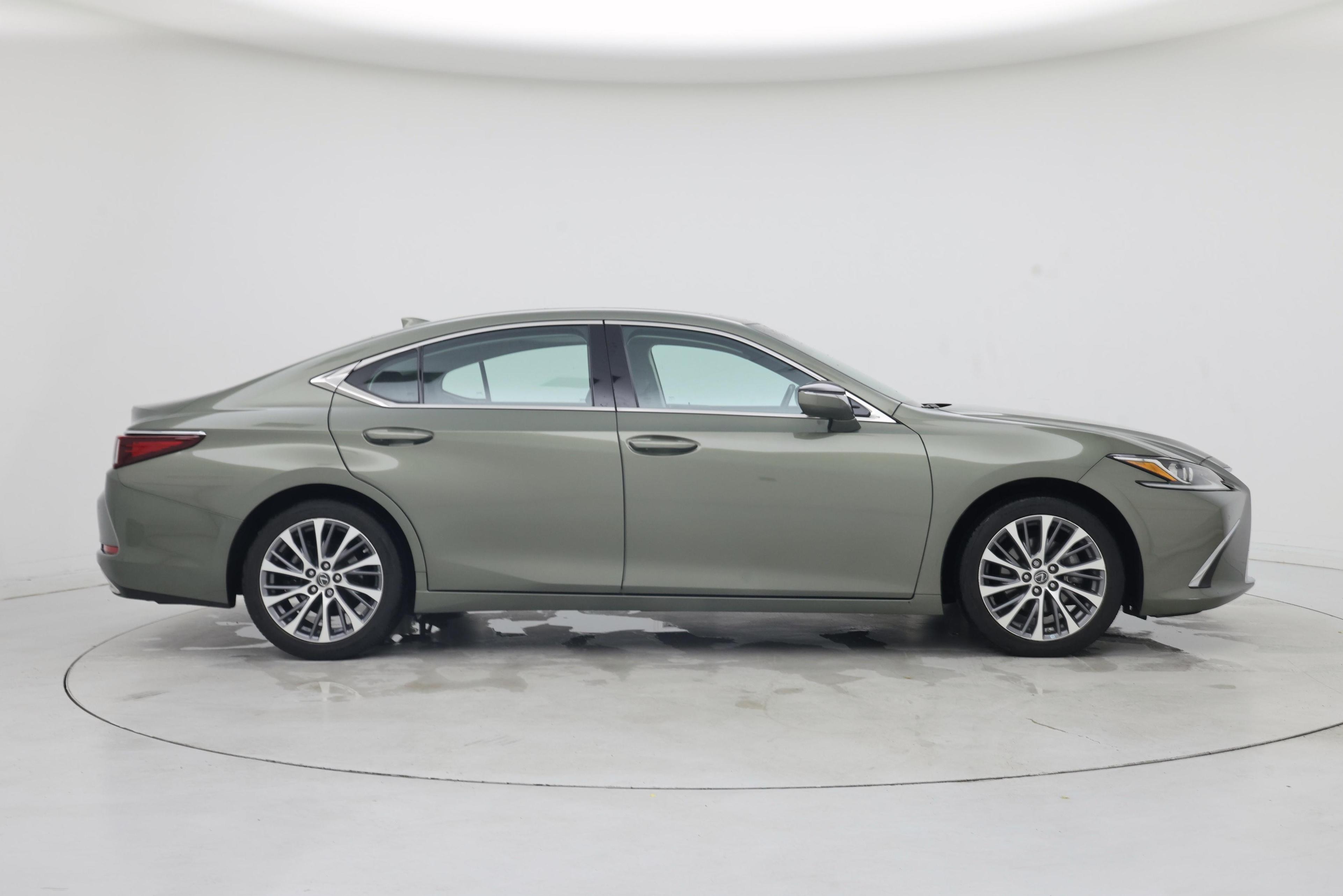 Thumbnail: 2019 Lexus ES - 7