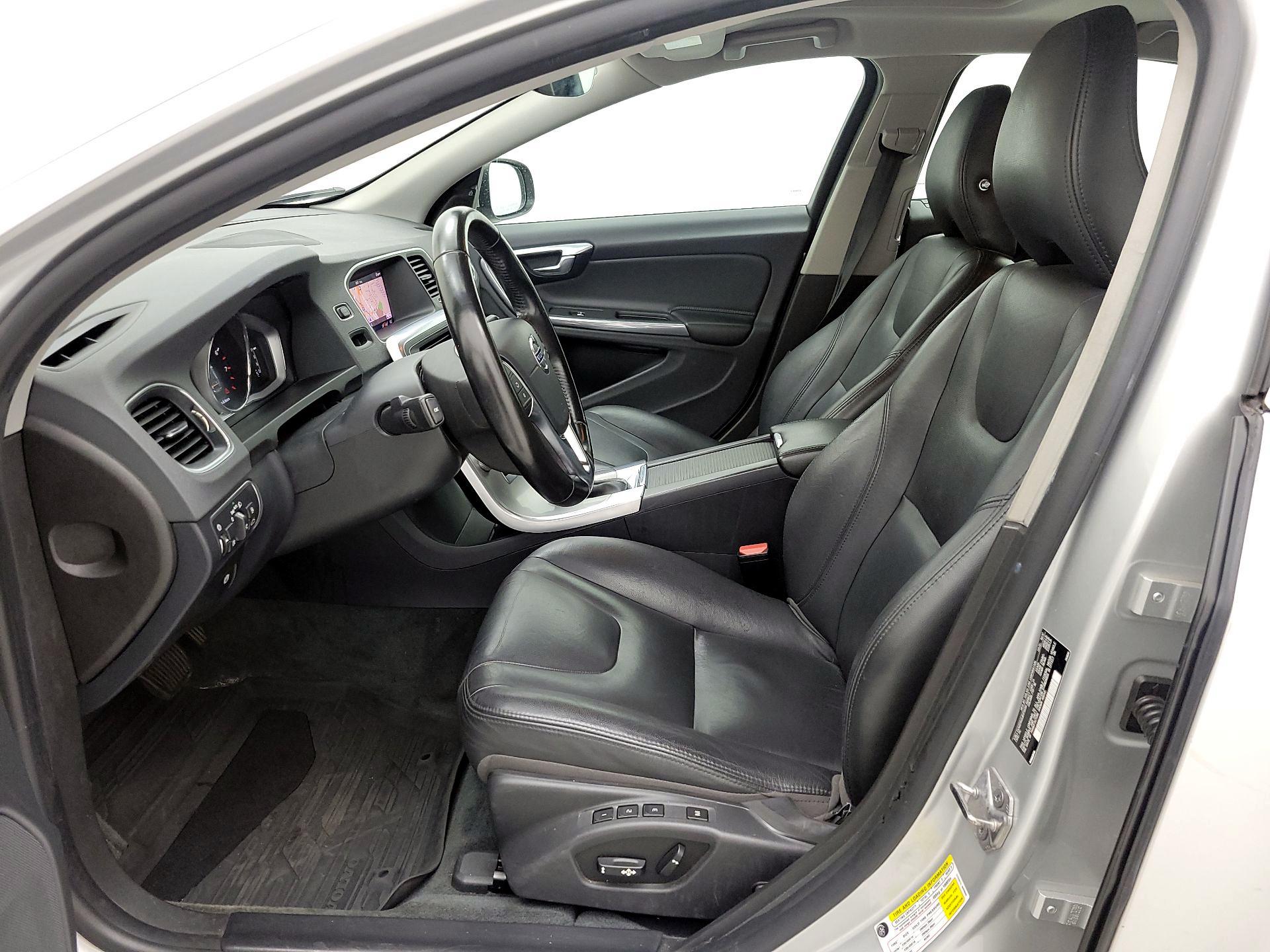 Thumbnail: 2018 Volvo S60 - 11