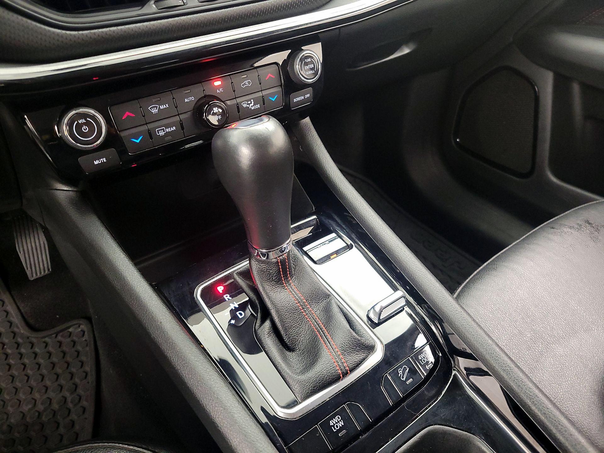 Thumbnail: 2022 Jeep Compass - 17