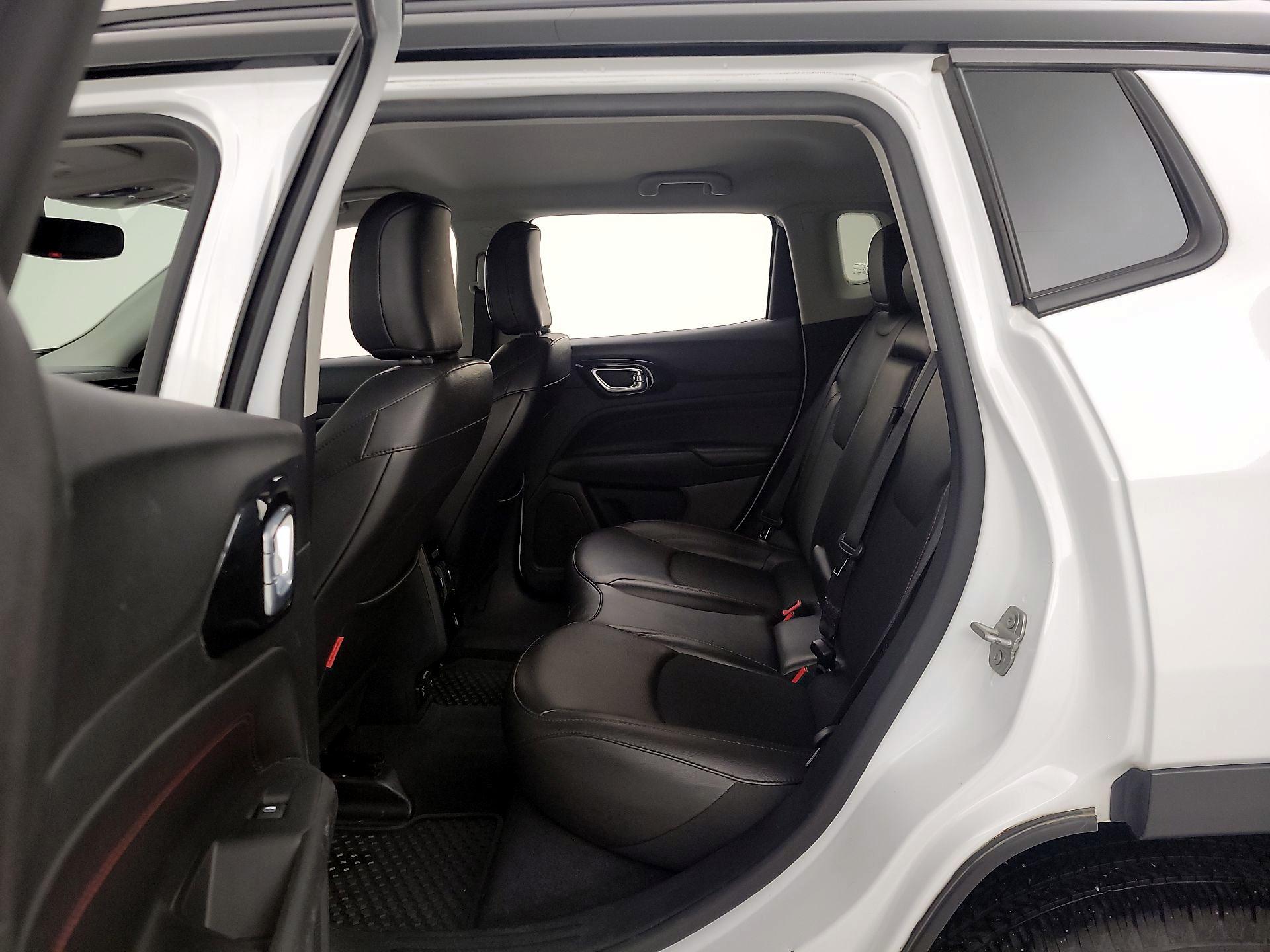 Thumbnail: 2022 Jeep Compass - 19