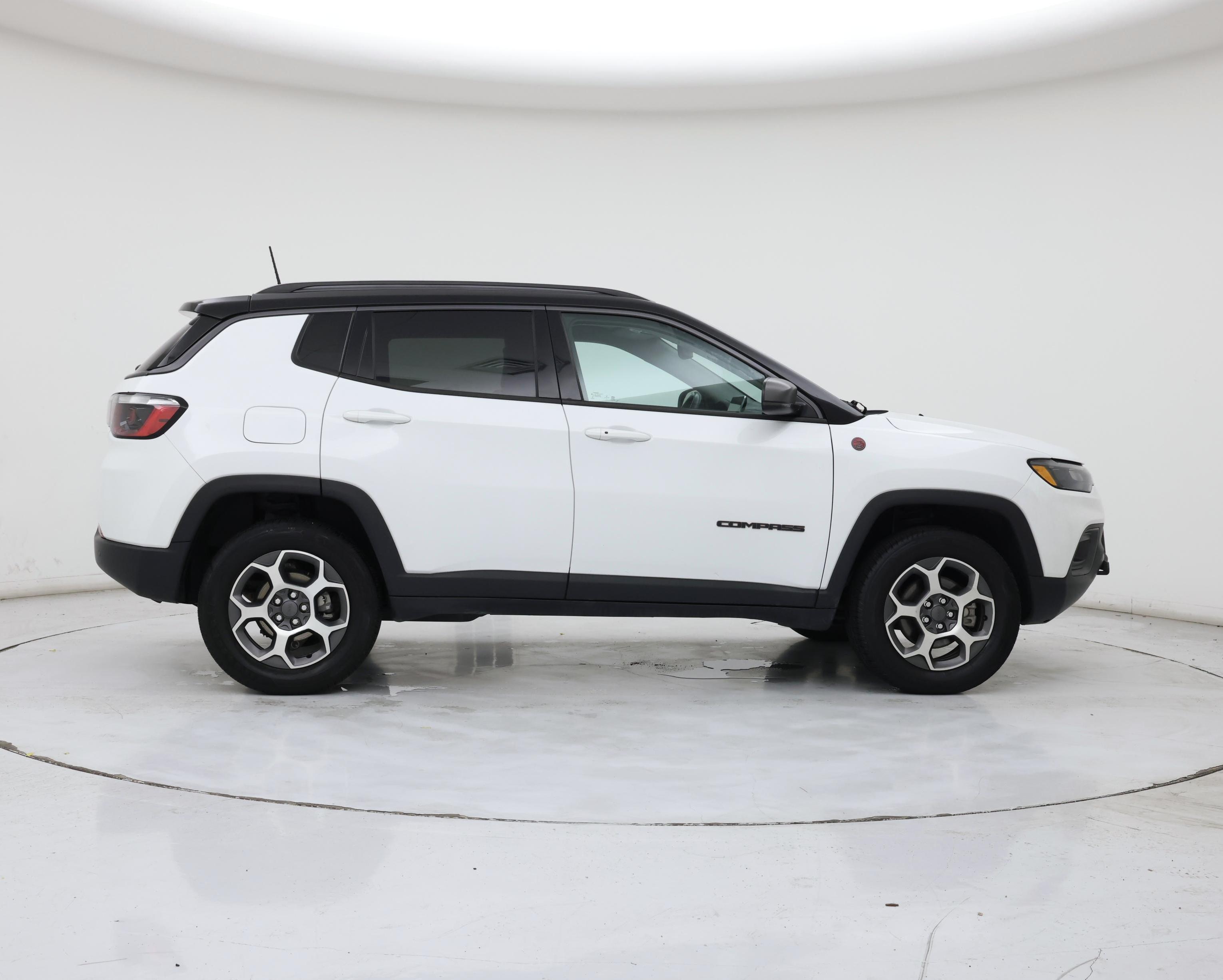 Thumbnail: 2022 Jeep Compass - 7