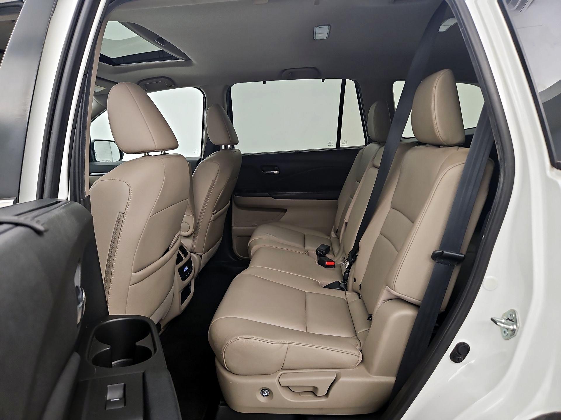 Thumbnail: 2021 Honda Pilot - 20