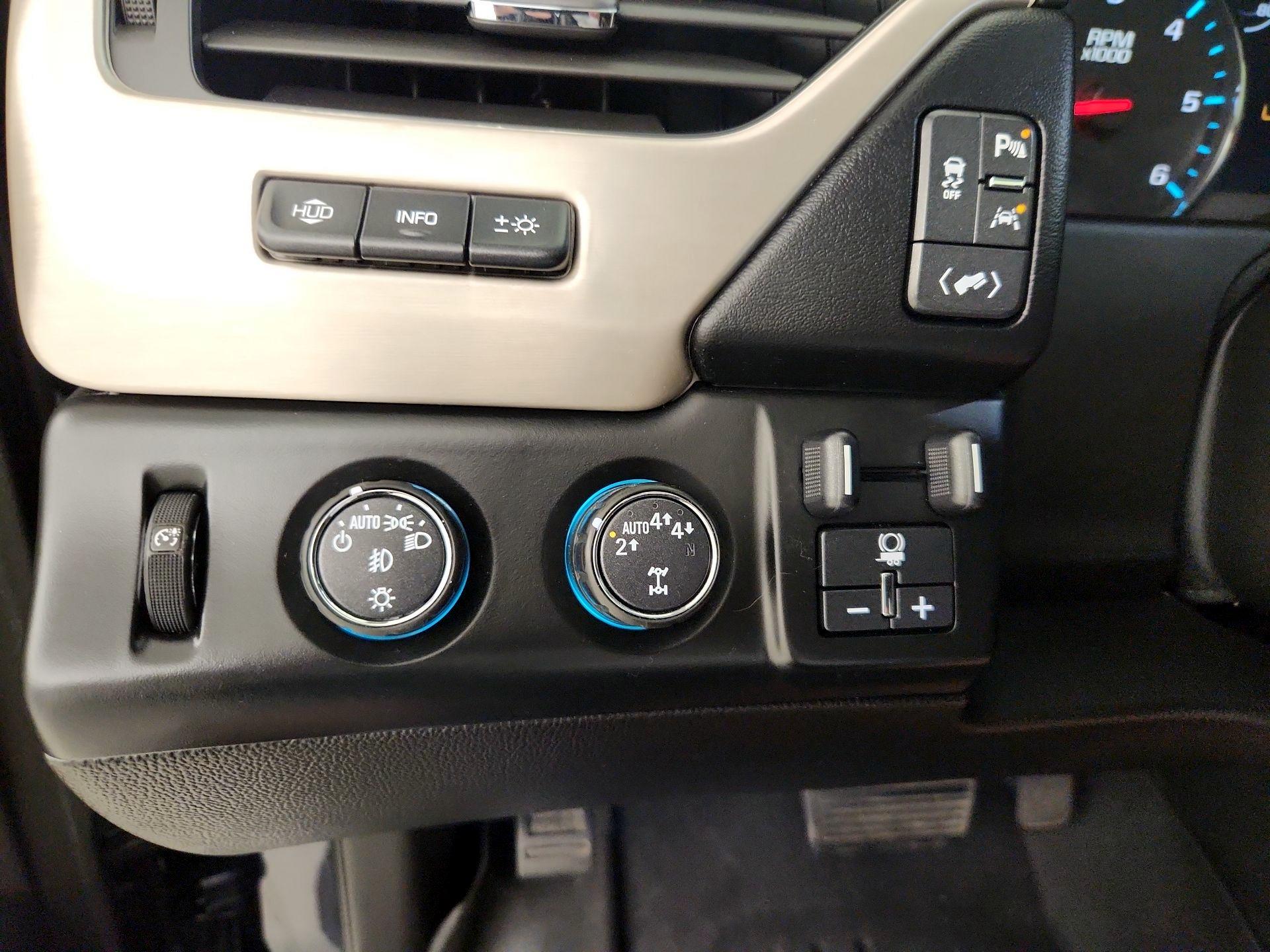 Thumbnail: 2017 GMC Yukon - 13