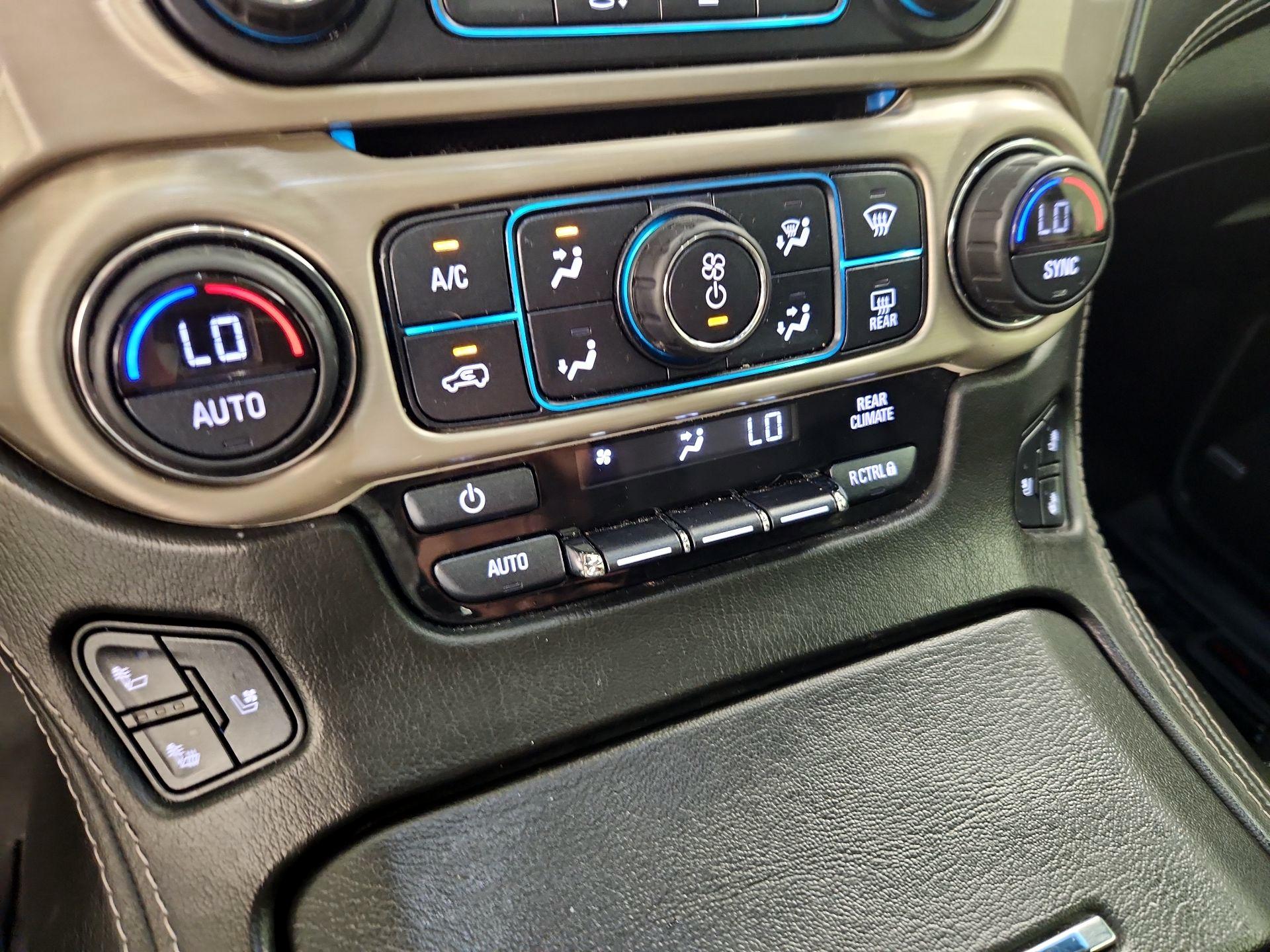 Thumbnail: 2017 GMC Yukon - 17