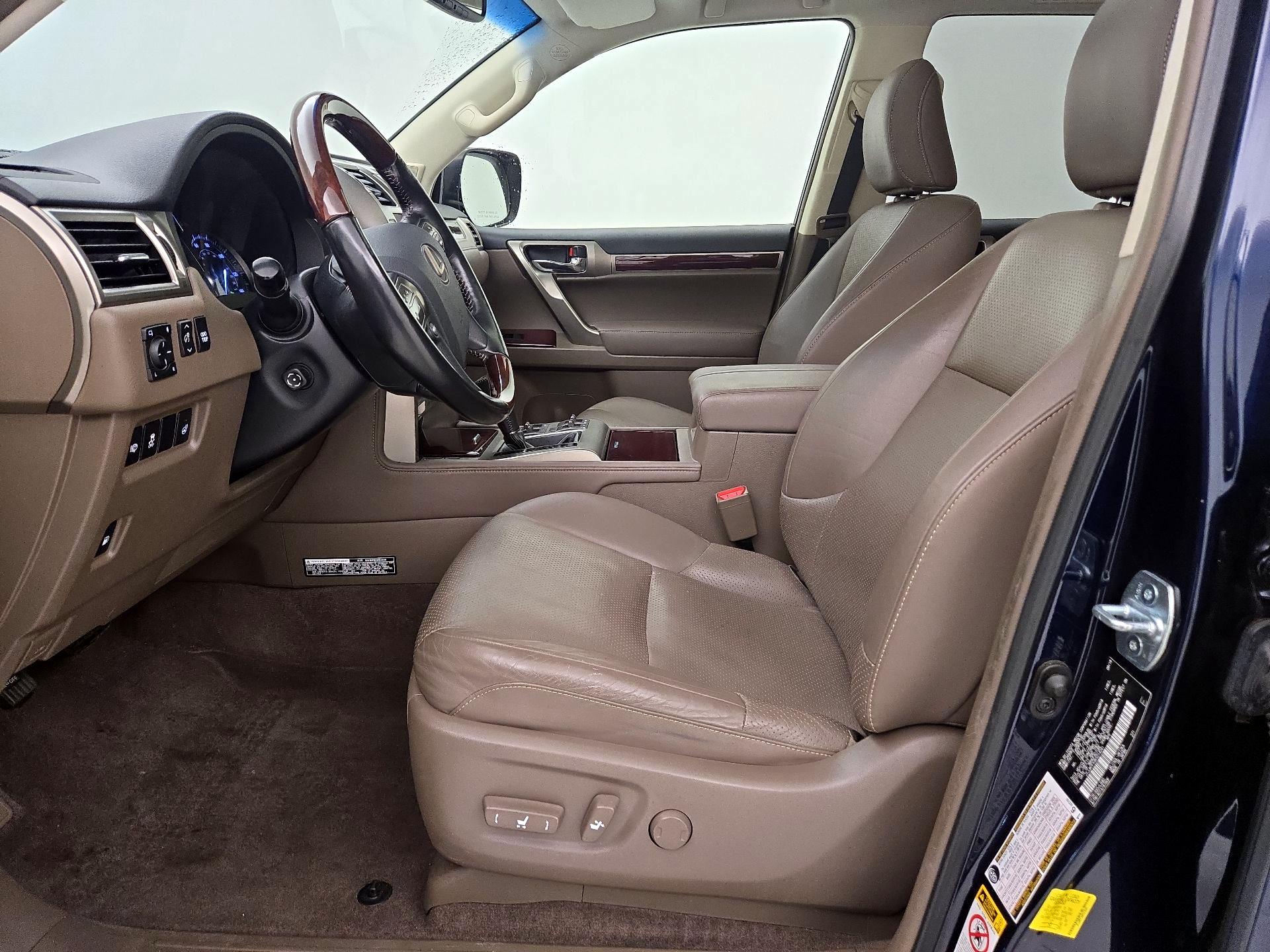 Thumbnail: 2019 Lexus GX - 11