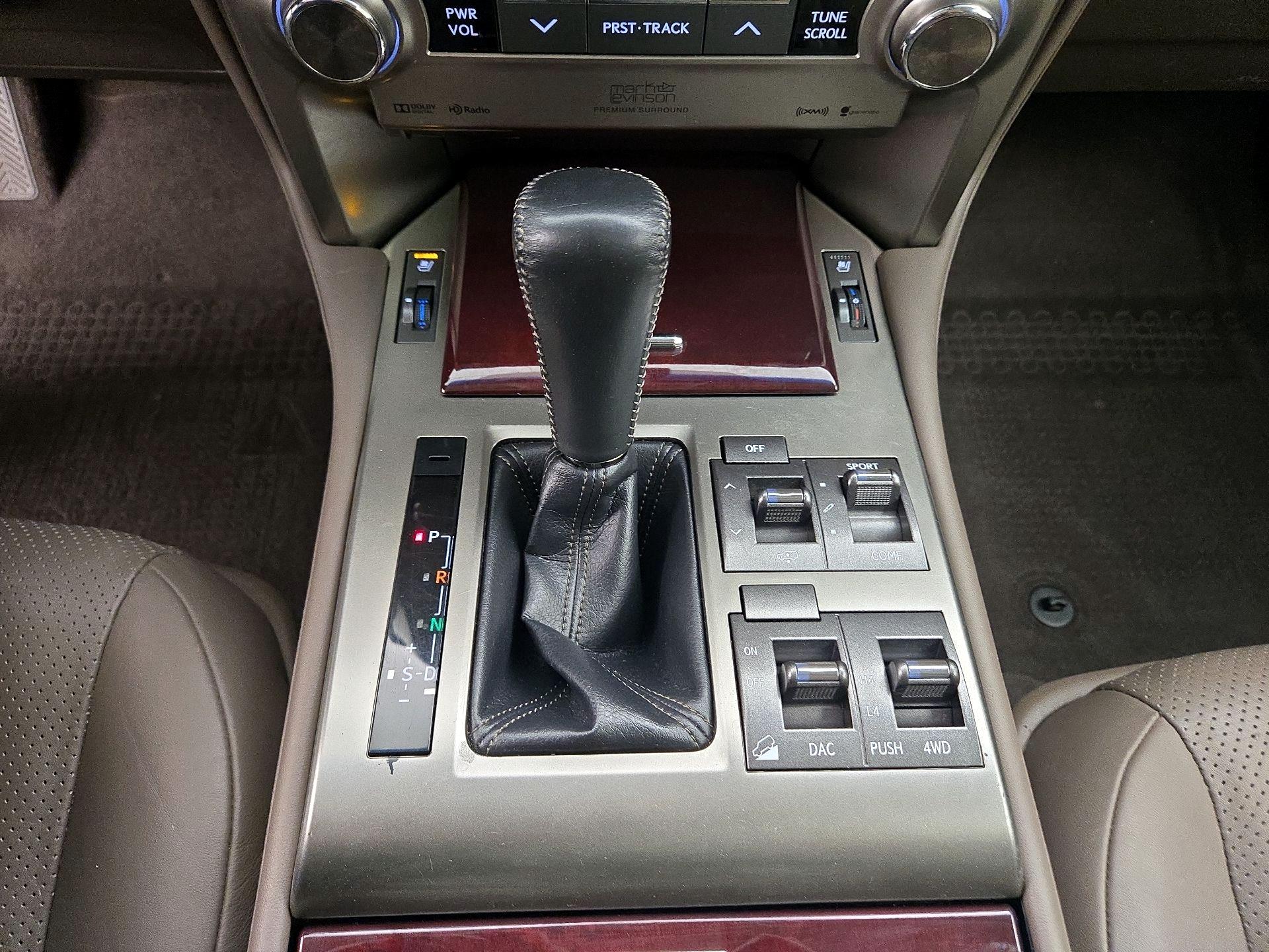 Thumbnail: 2019 Lexus GX - 18