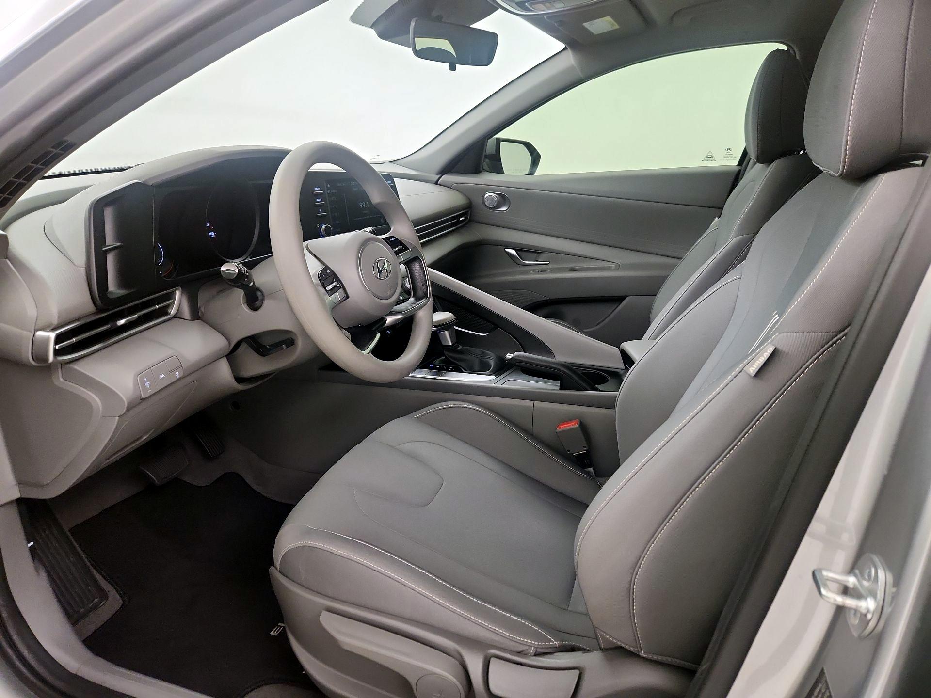 Thumbnail: 2023 Hyundai Elantra - 11