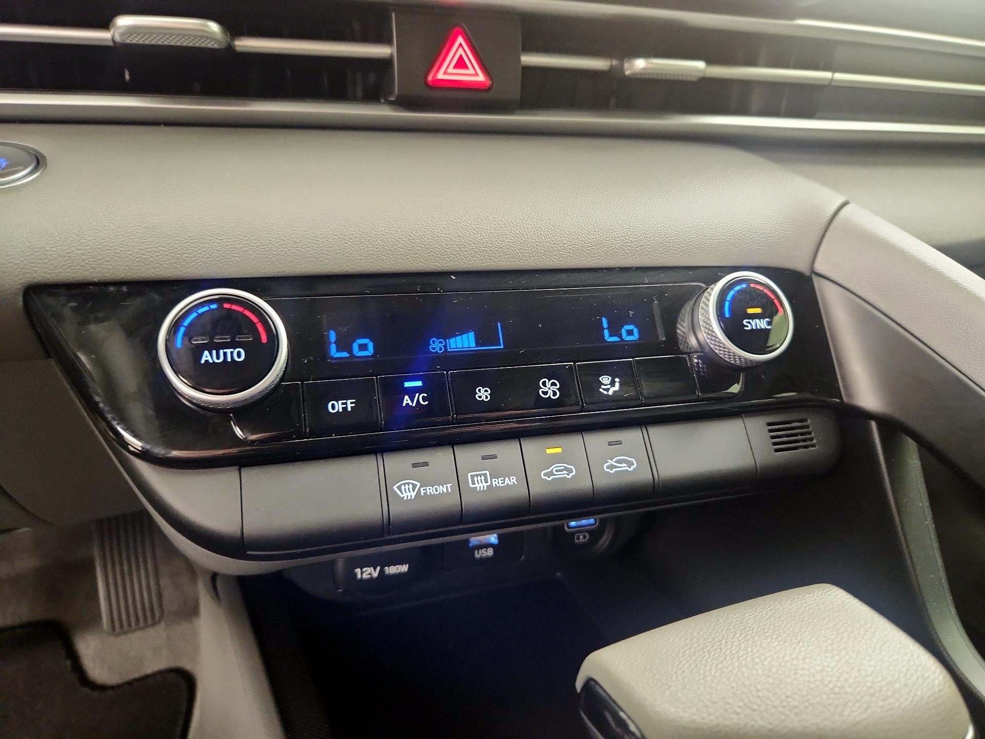 Thumbnail: 2023 Hyundai Elantra - 16