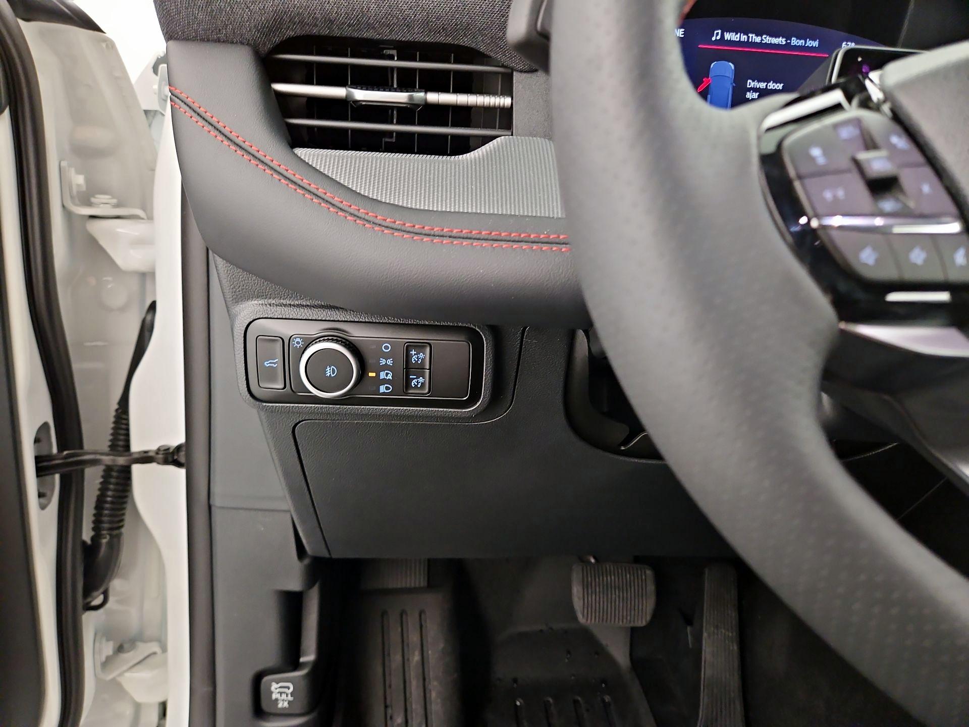Thumbnail: 2026 Ford Explorer - 13