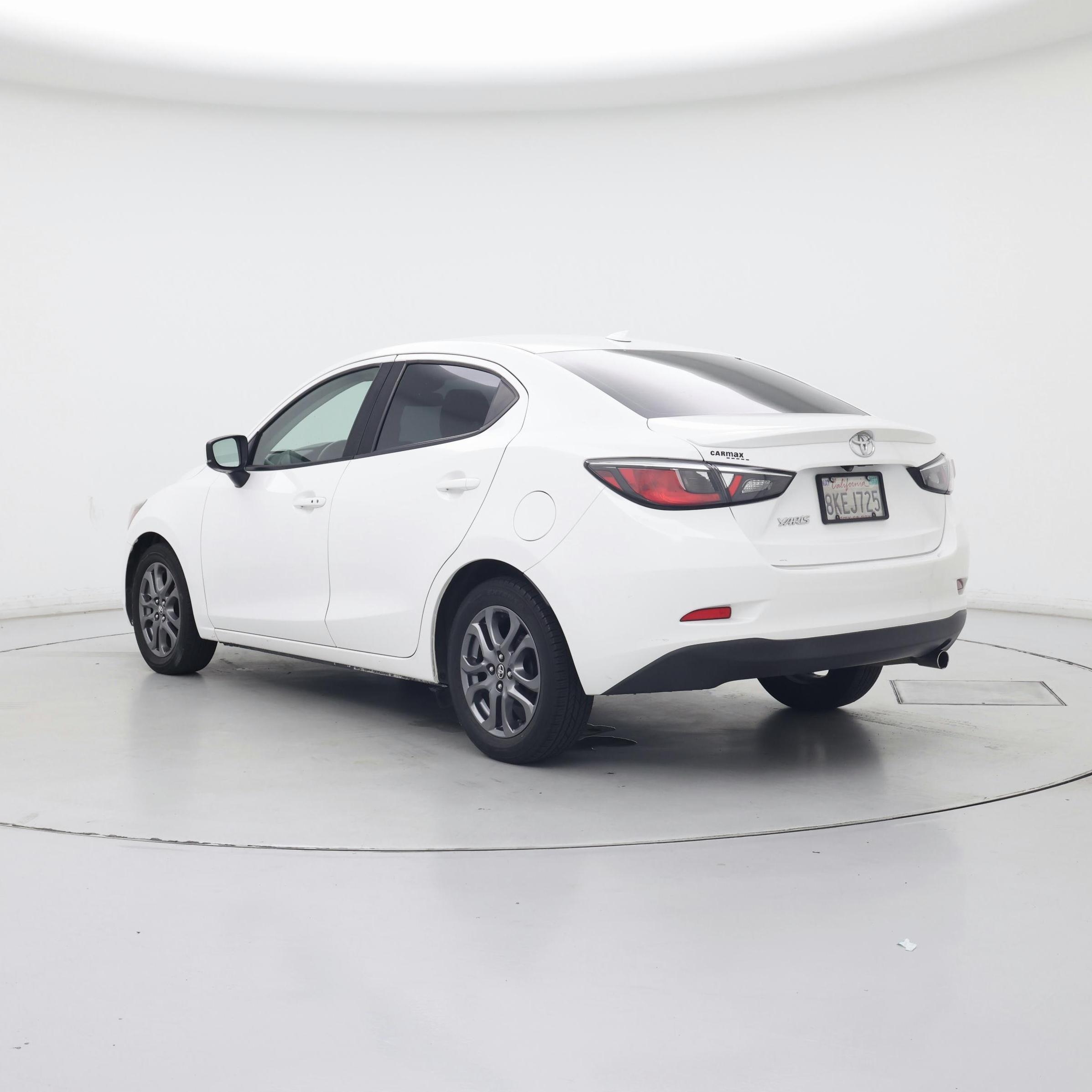 Thumbnail: 2019 Toyota Yaris - 2