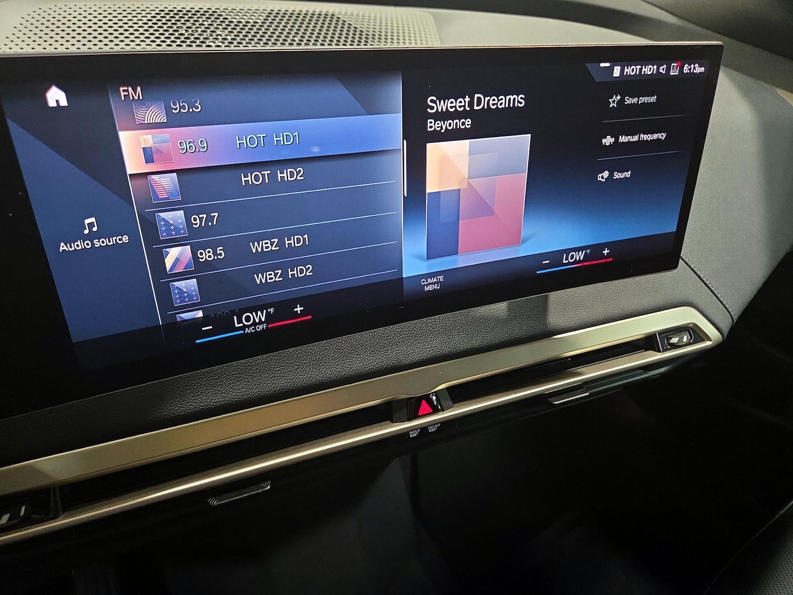 2023 BMW iX Base - Photo 17