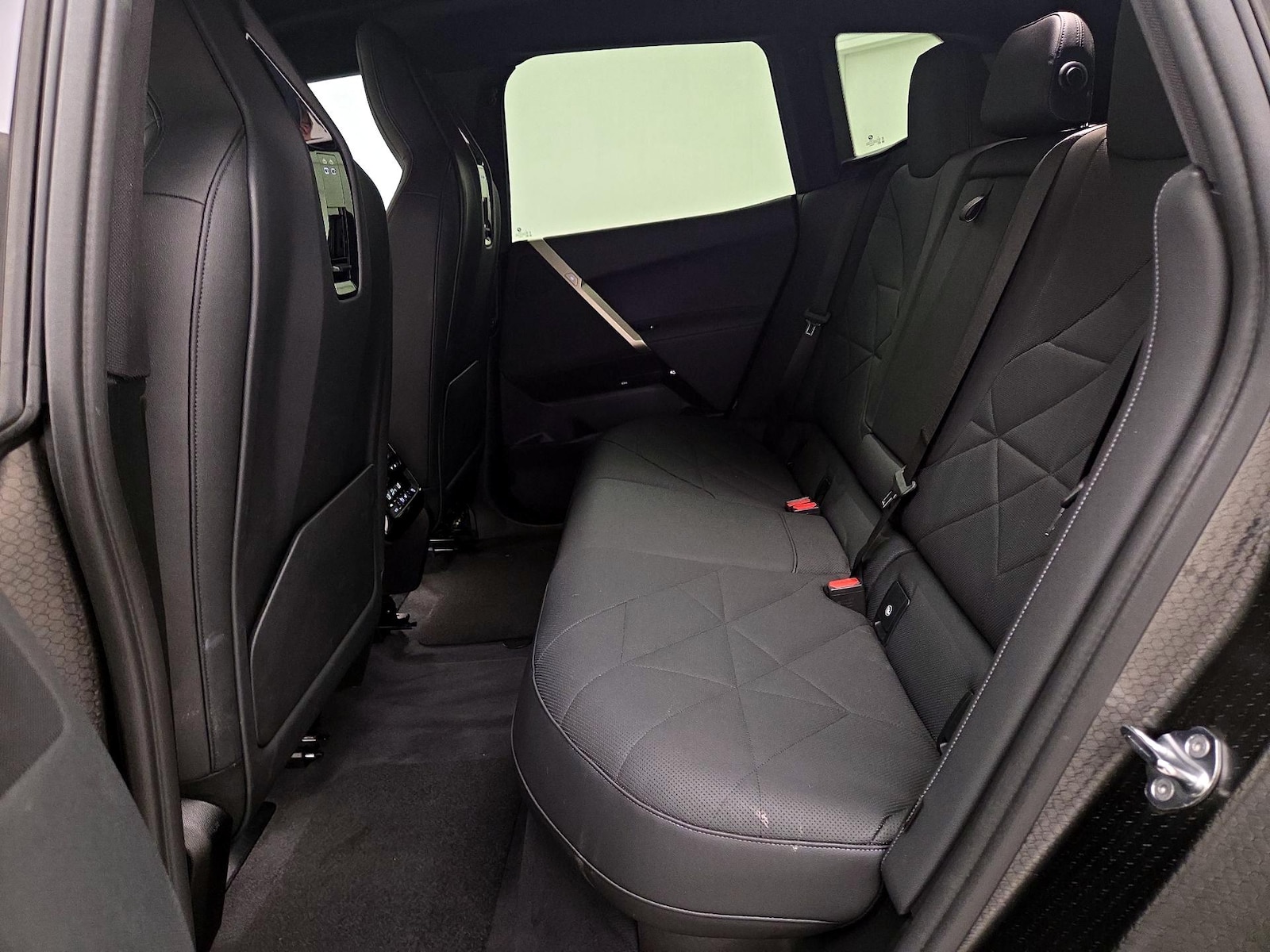 2023 BMW iX Base - Photo 22