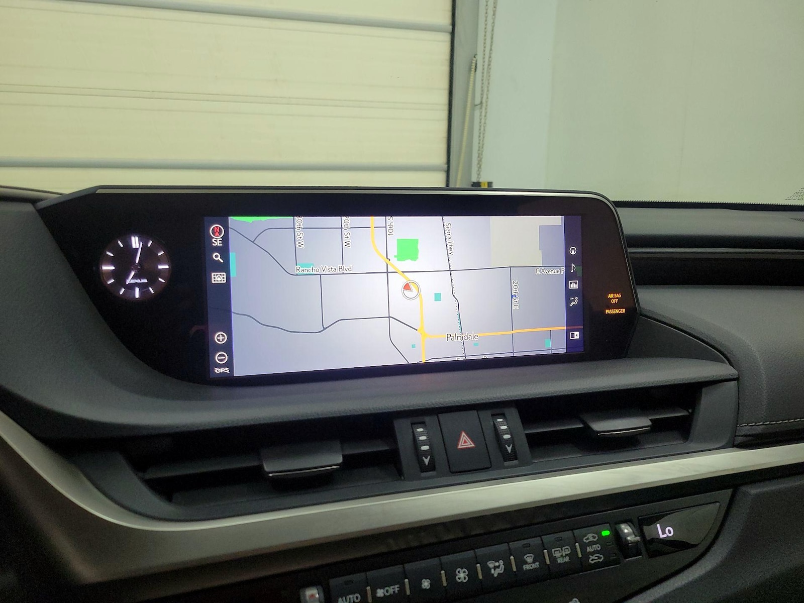 2020 Lexus ES 350 - Photo 15