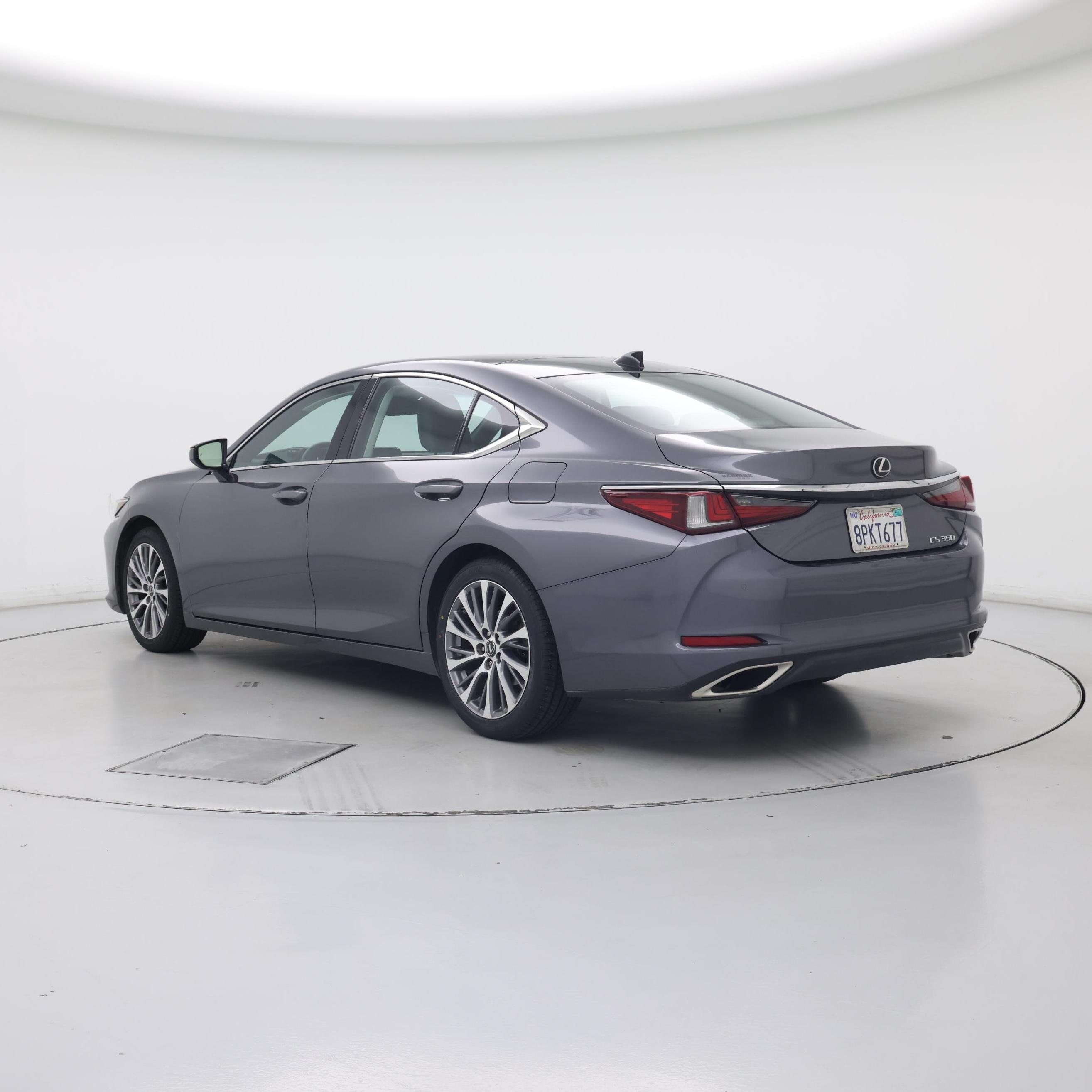 Thumbnail: 2020 Lexus ES - 2
