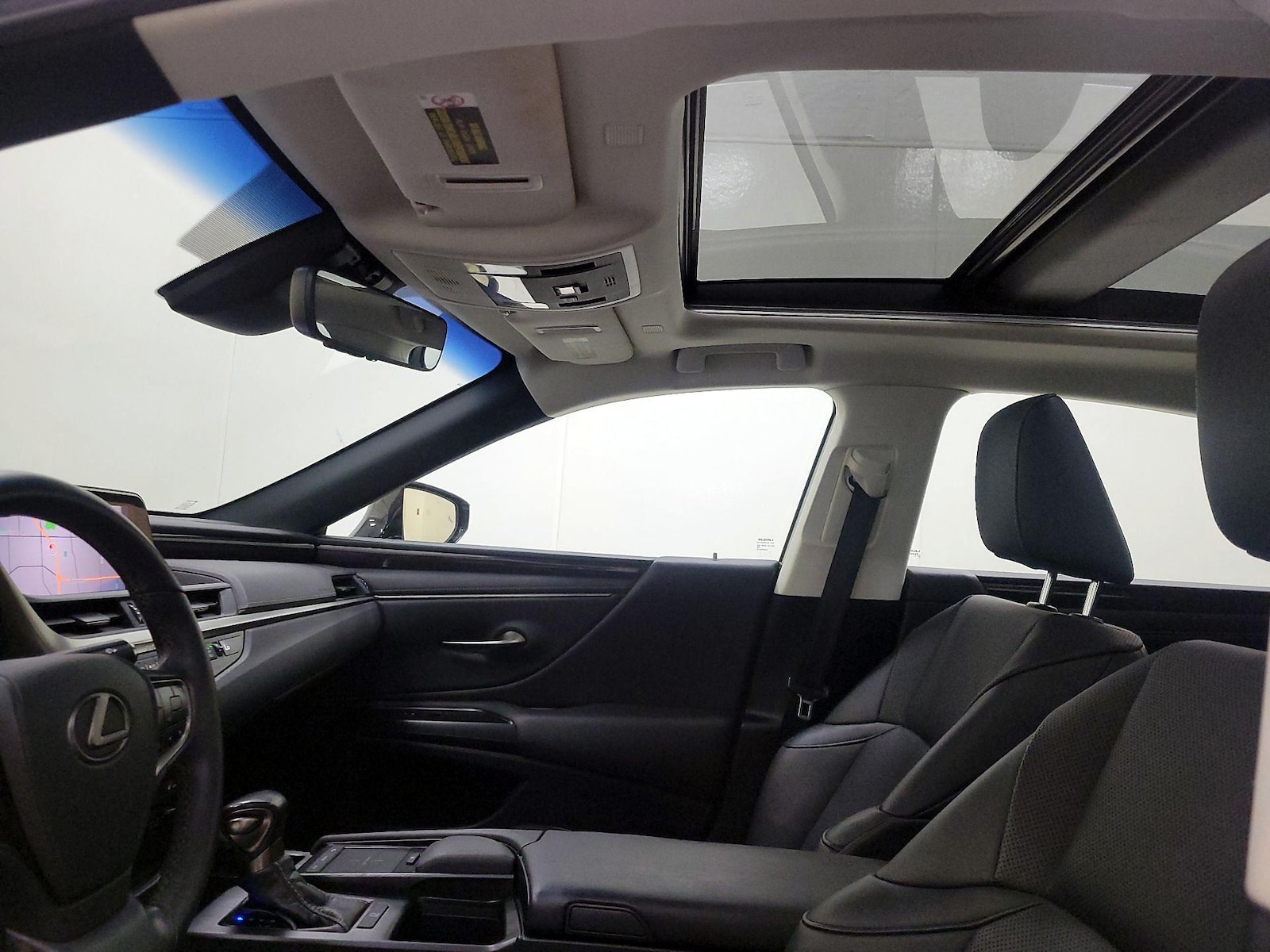 2020 Lexus ES 350 - Photo 21