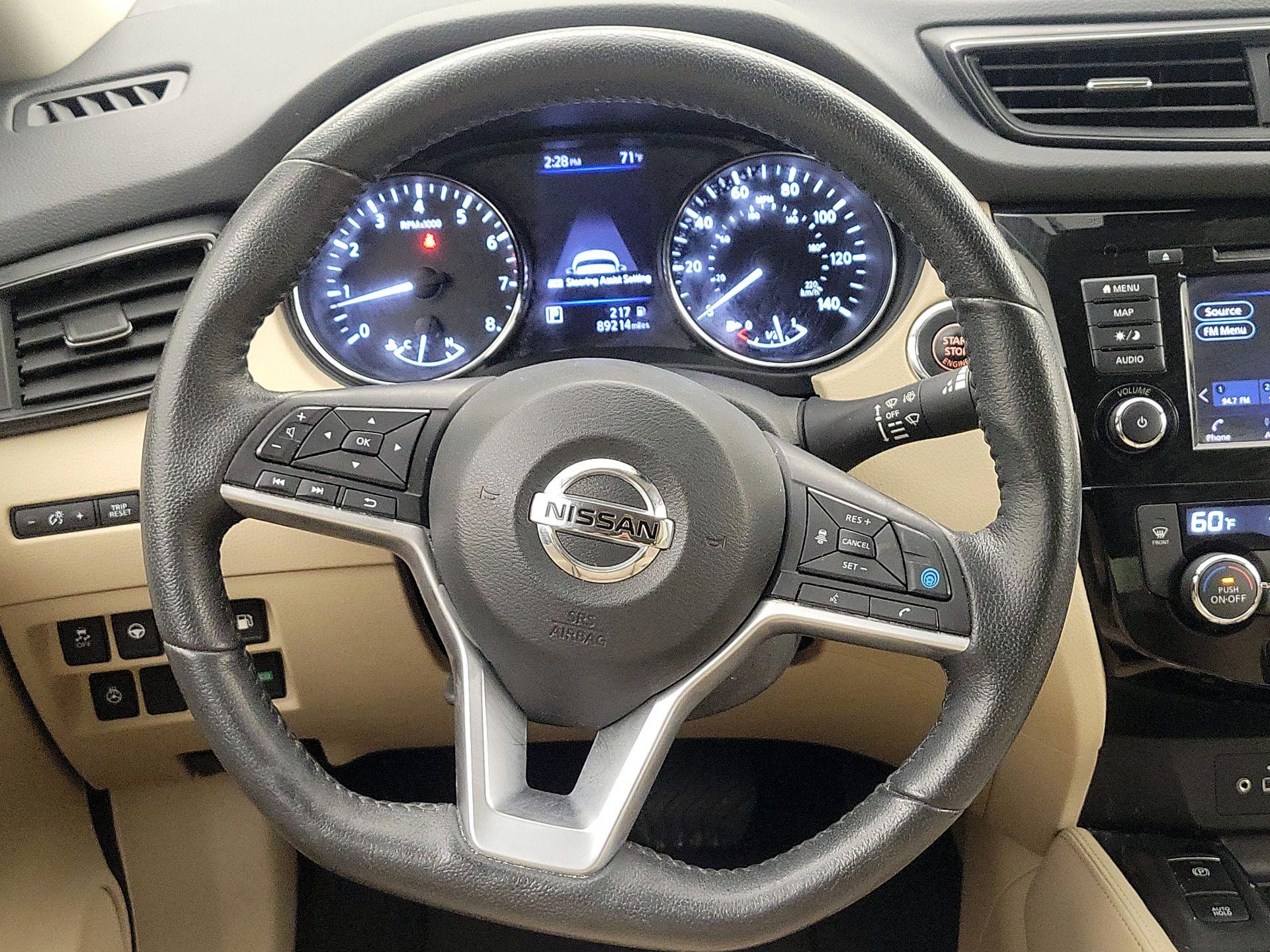 Thumbnail: 2019 Nissan Rogue - 10