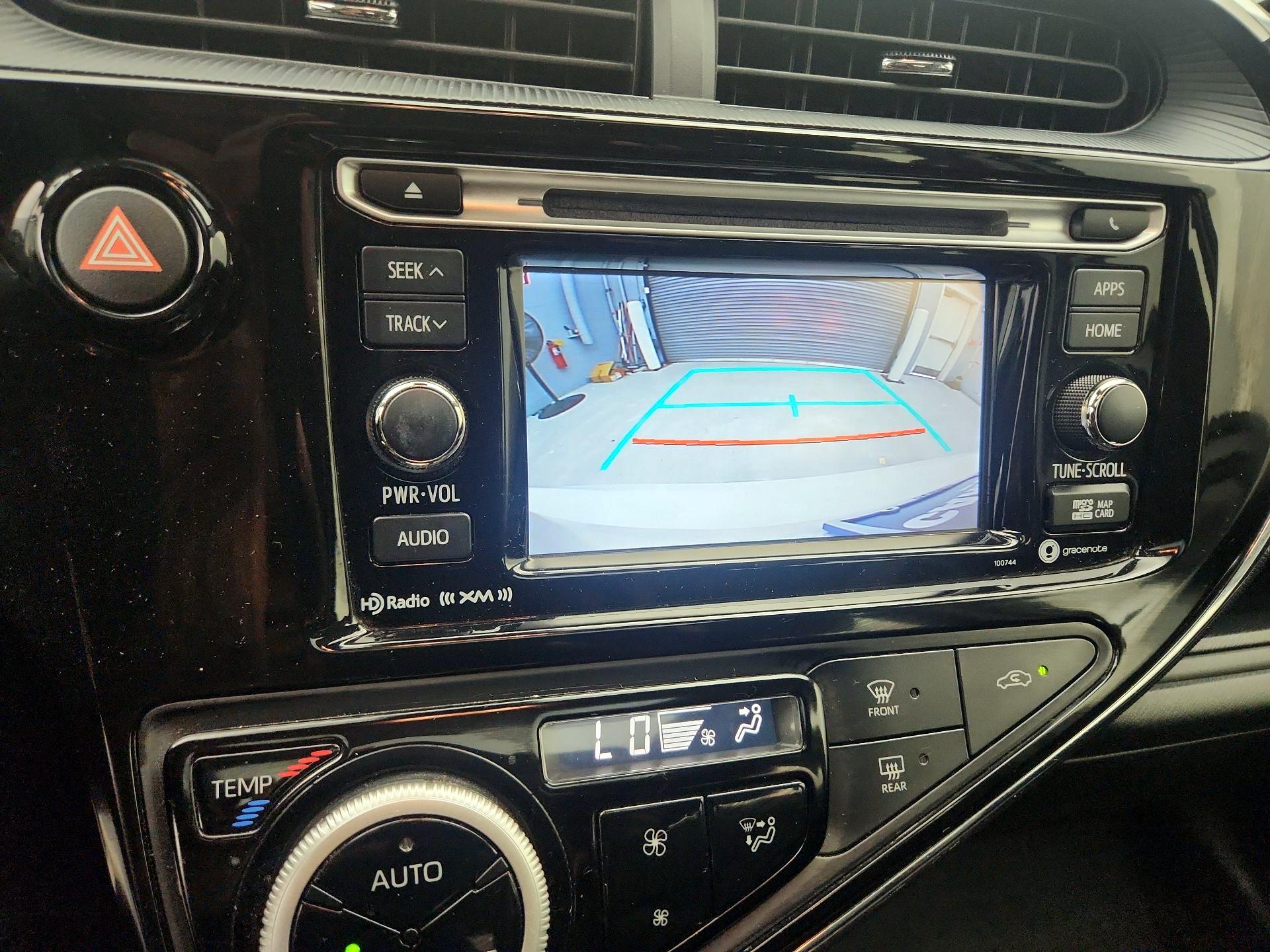 Thumbnail: 2018 Toyota Prius c - 14