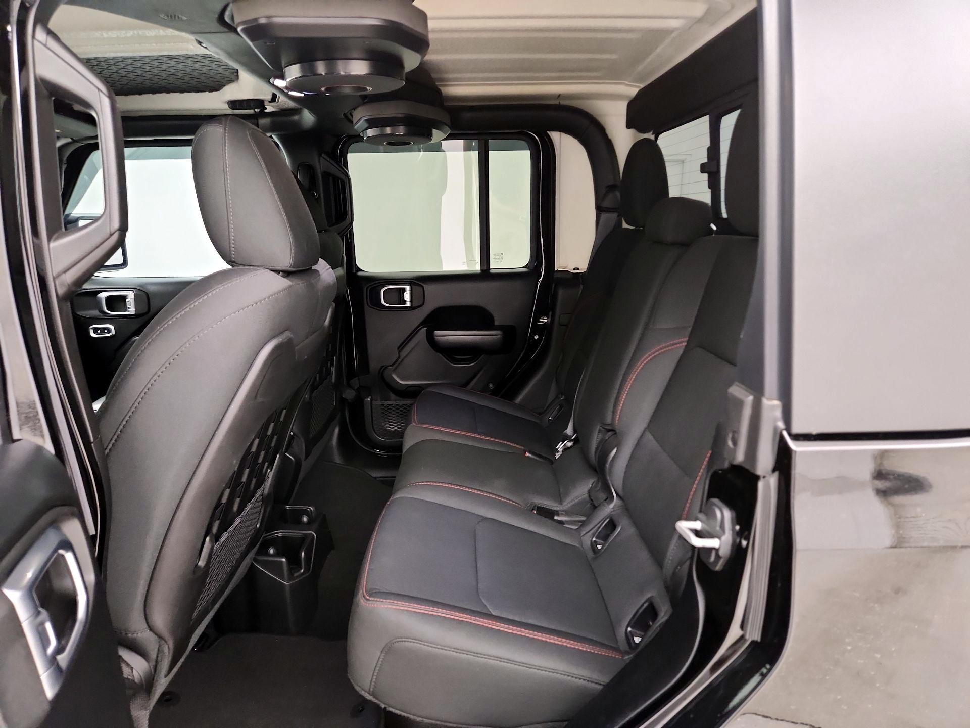 Thumbnail: 2020 Jeep Gladiator - 20