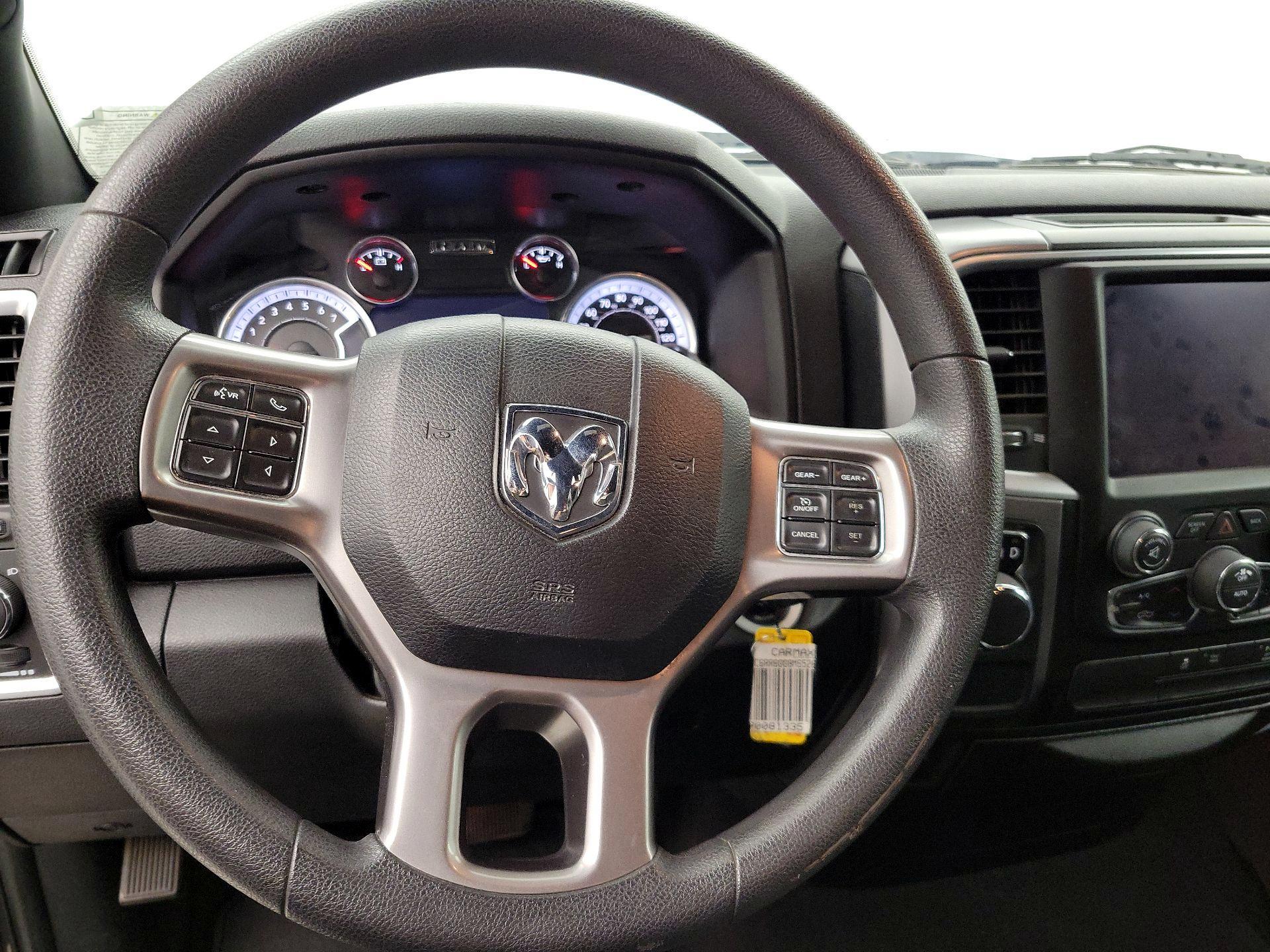 Thumbnail: 2021 RAM 1500 Classic - 10