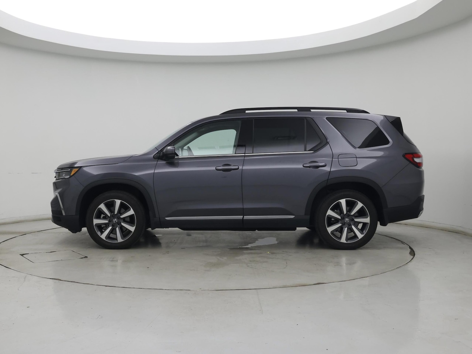 2024 Honda Pilot Touring - Photo 4